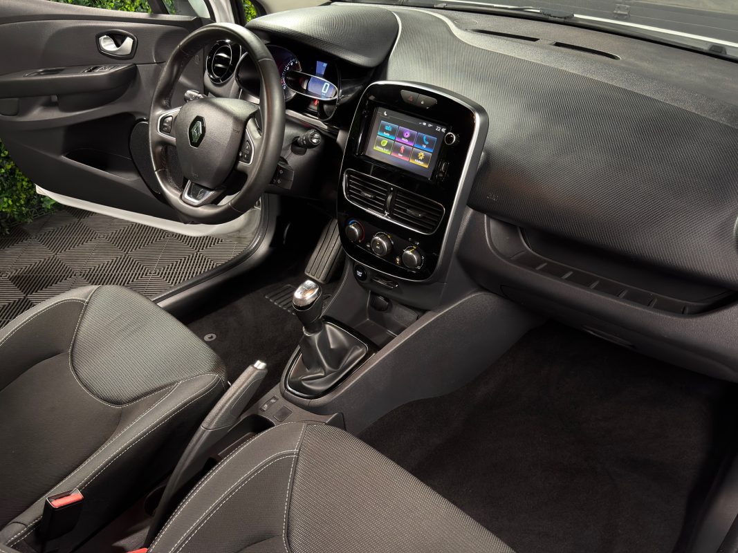 Renault Clio 4 IV PHASE 2 ESTATE / BREAK 1.2 75 Cv 89 100 Kms ECRAN GPS CRIT AIR 1 - GARANTIE AN