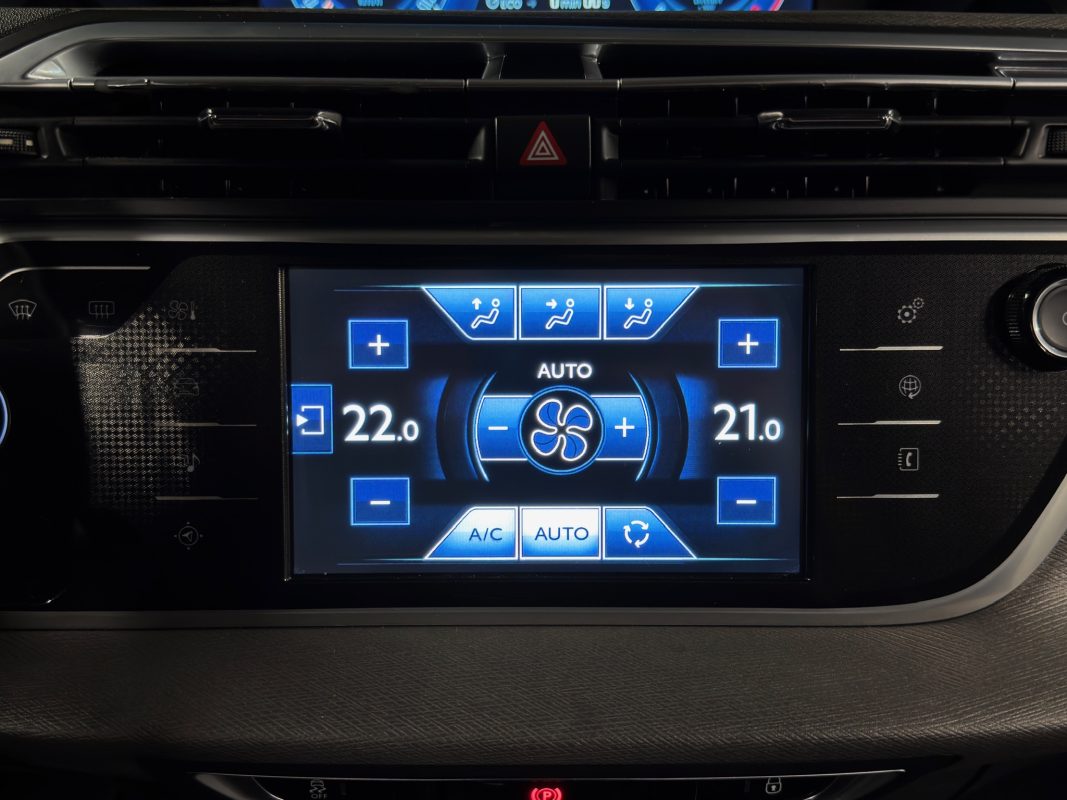Citroen C4 II INTENSIVE 1.6 E HDI 115 Cv BOITE AUTOMATIQUE / 5 PLACES - GARANTIE 1 AN