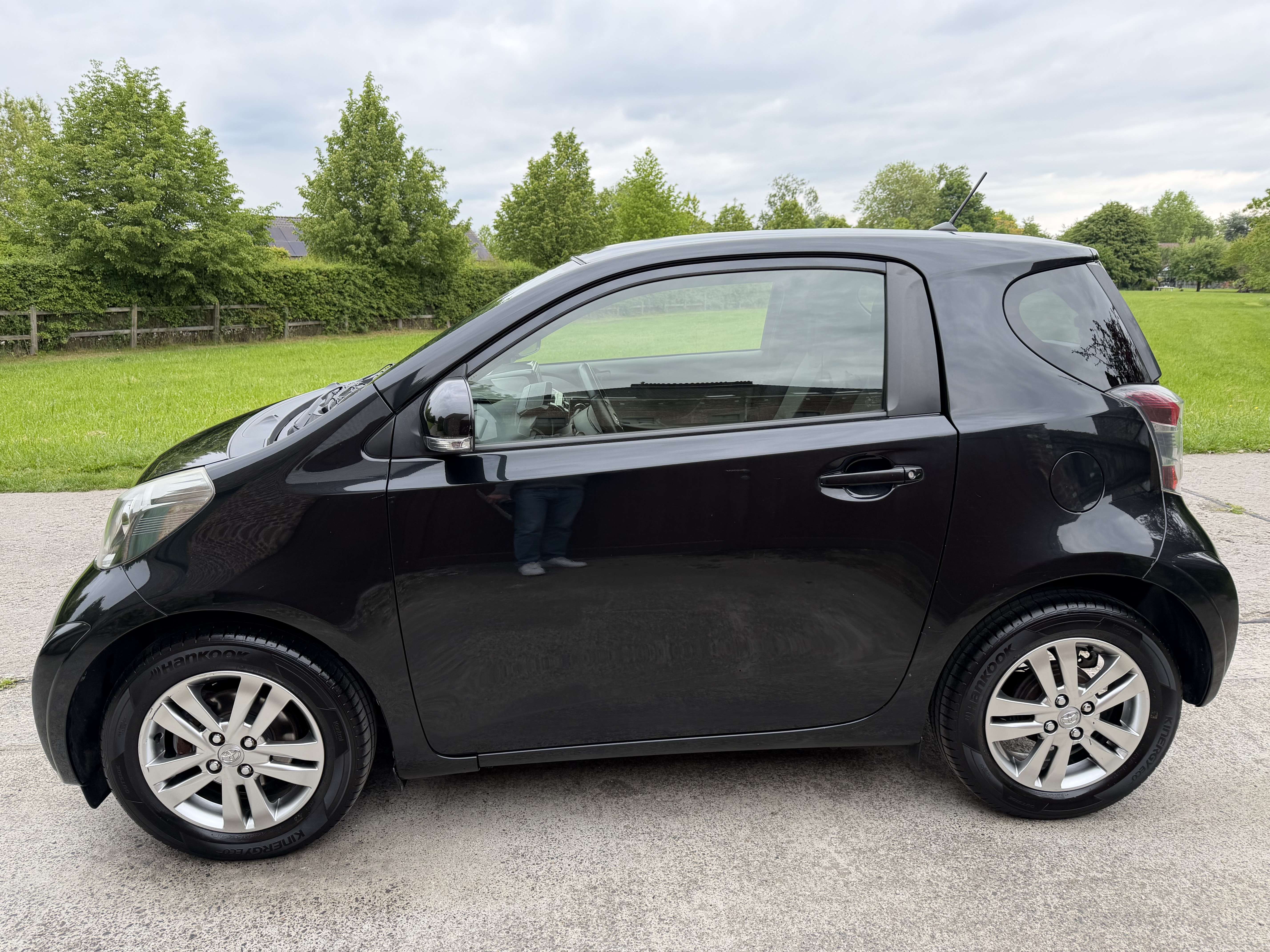 Toyota iQ 1.0i VVT-i *BOITE AUTO*GPS*CLIM*GARANTIE*