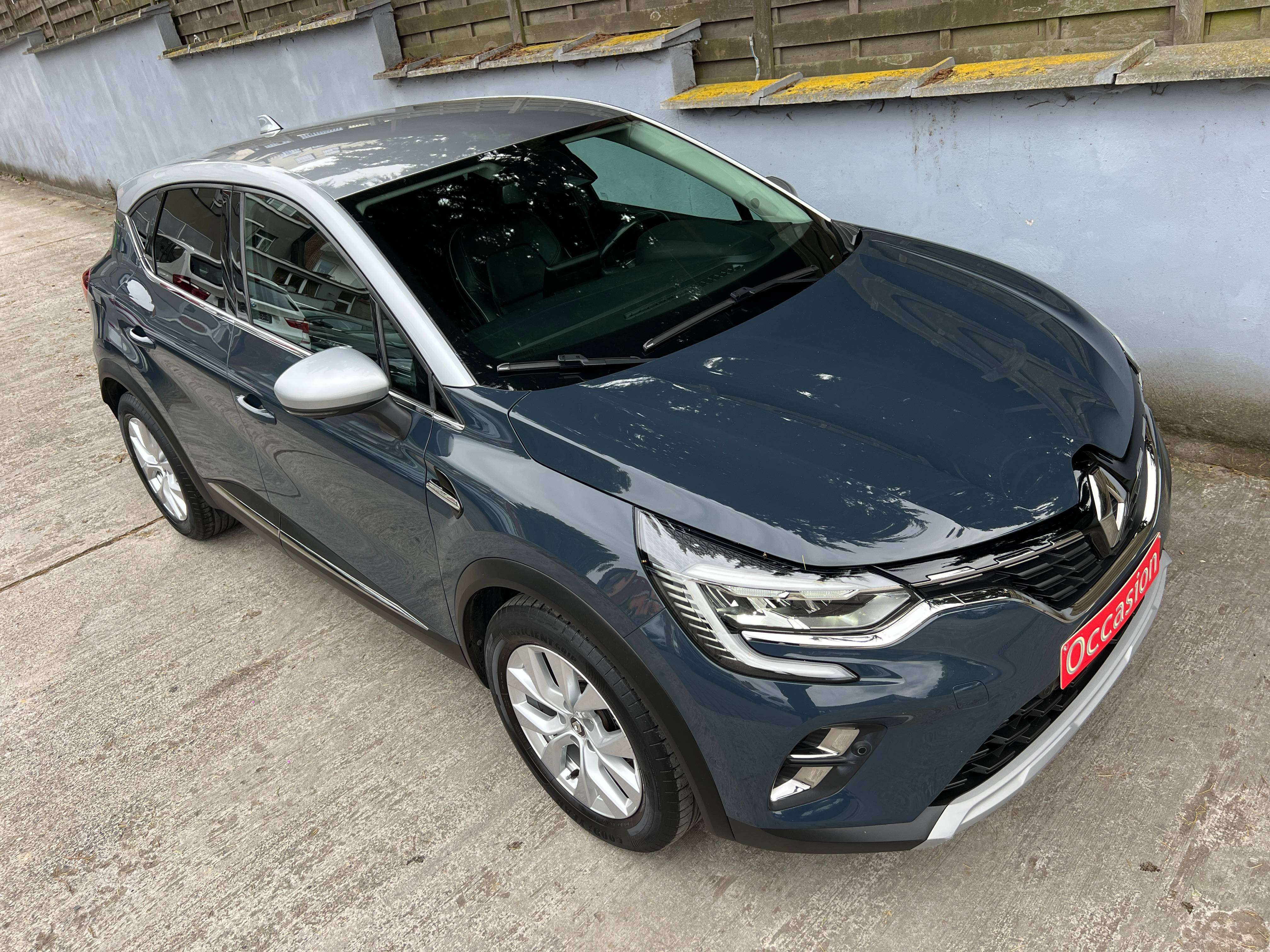 Renault Captur 1.0 TCe Intens /CarPlay/Led/Cam 360°/cuir/navig/