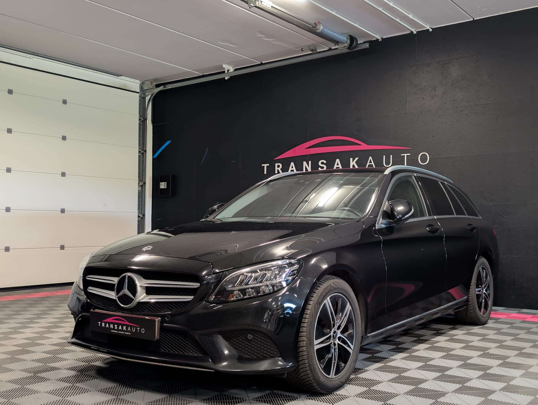 Mercedes-Benz C 180 d Business Solution — Cuir — Sièges chauffants — Caméra