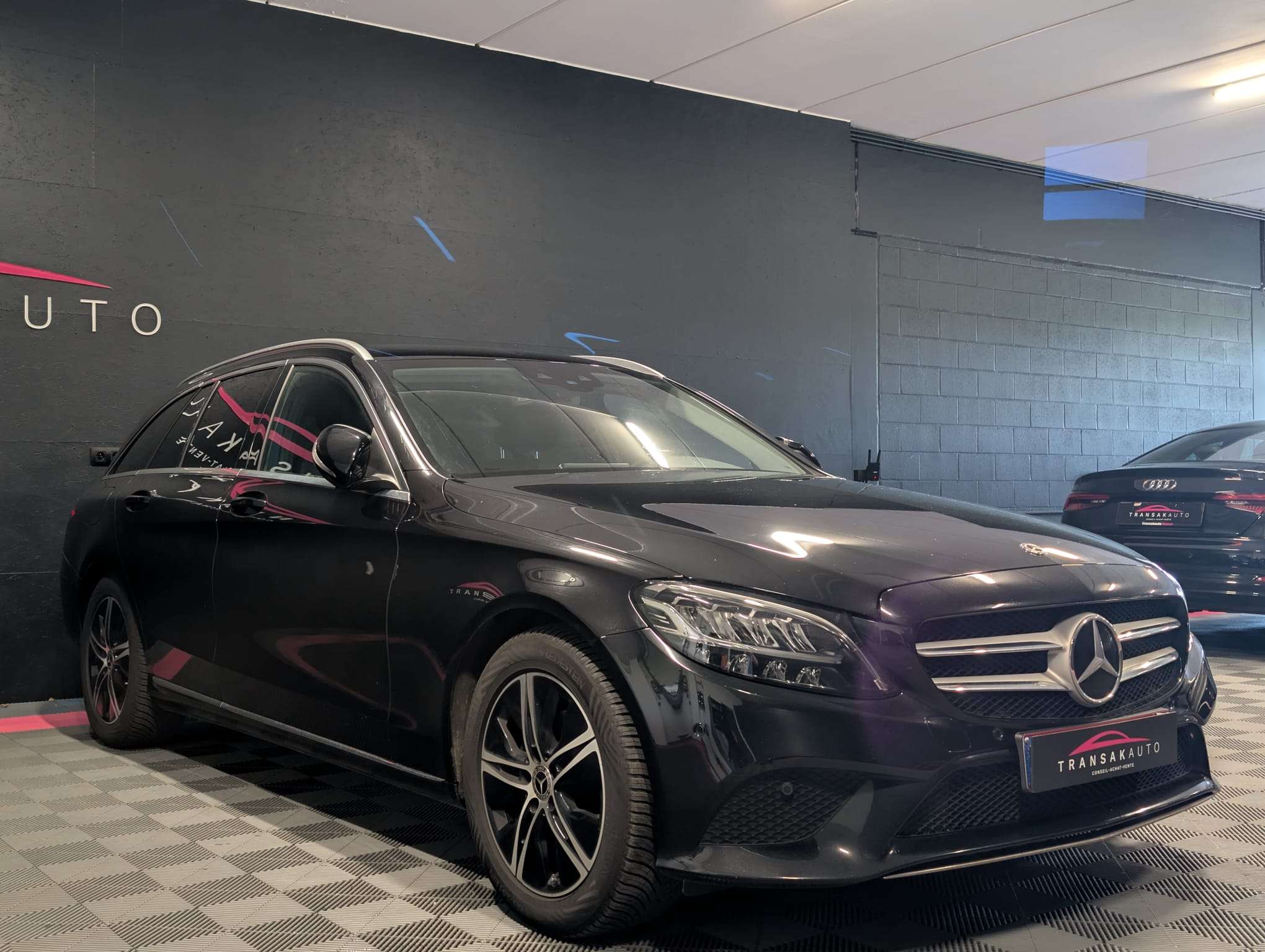 Mercedes-Benz C 180 d Business Solution — Cuir — Sièges chauffants — Caméra