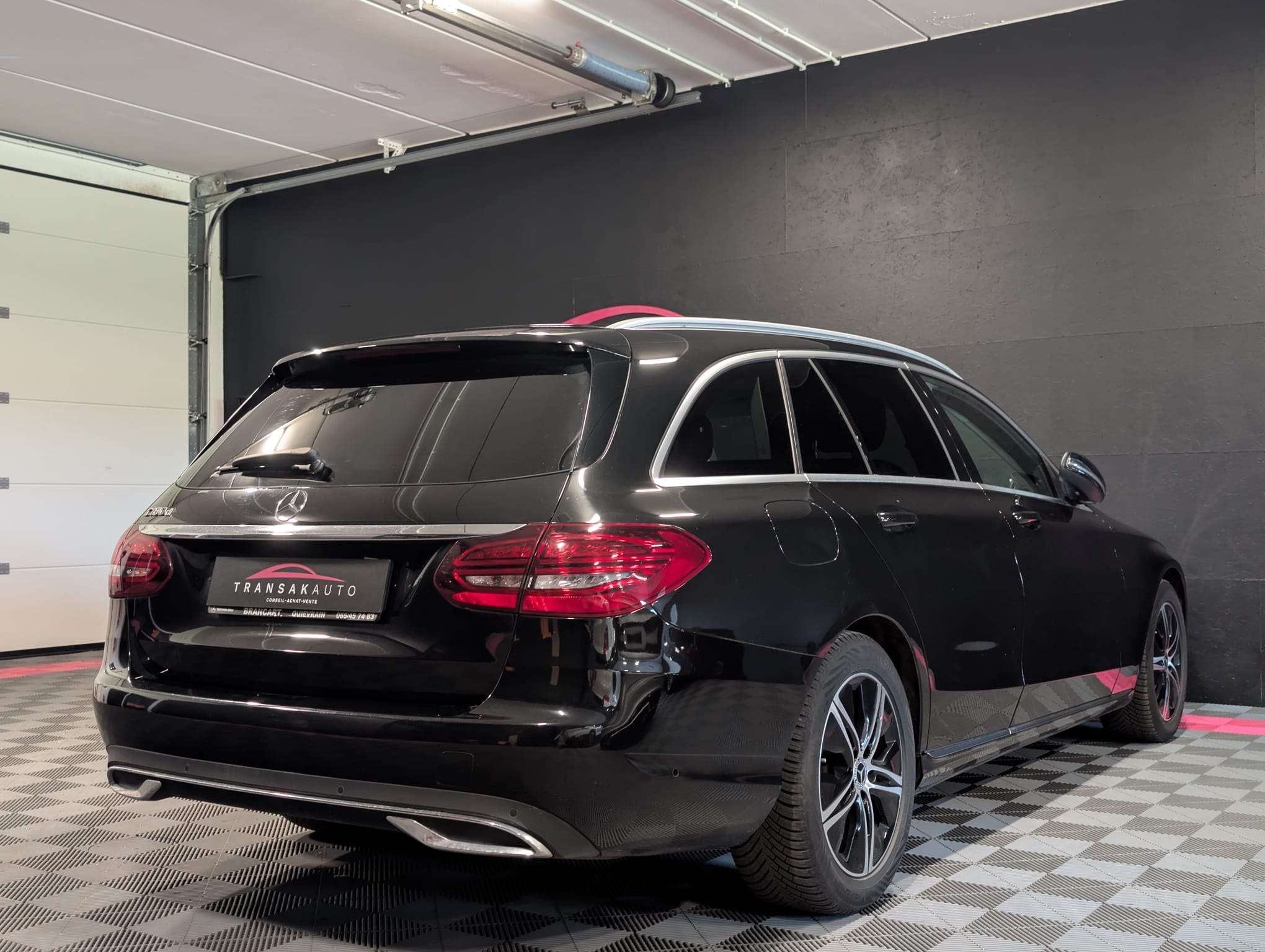 Mercedes-Benz C 180 d Business Solution — Cuir — Sièges chauffants — Caméra