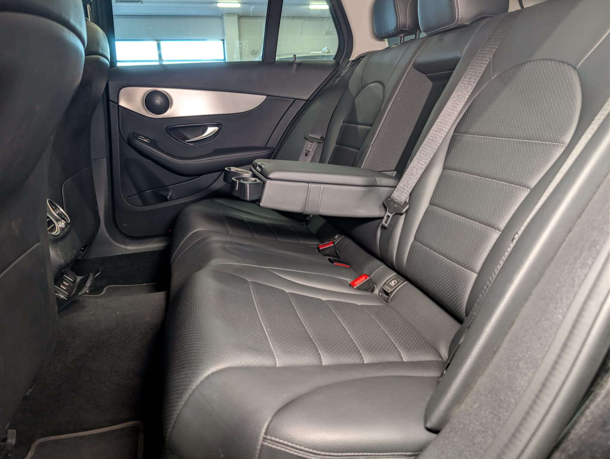 Mercedes-Benz C 180 d Business Solution — Cuir — Sièges chauffants — Caméra