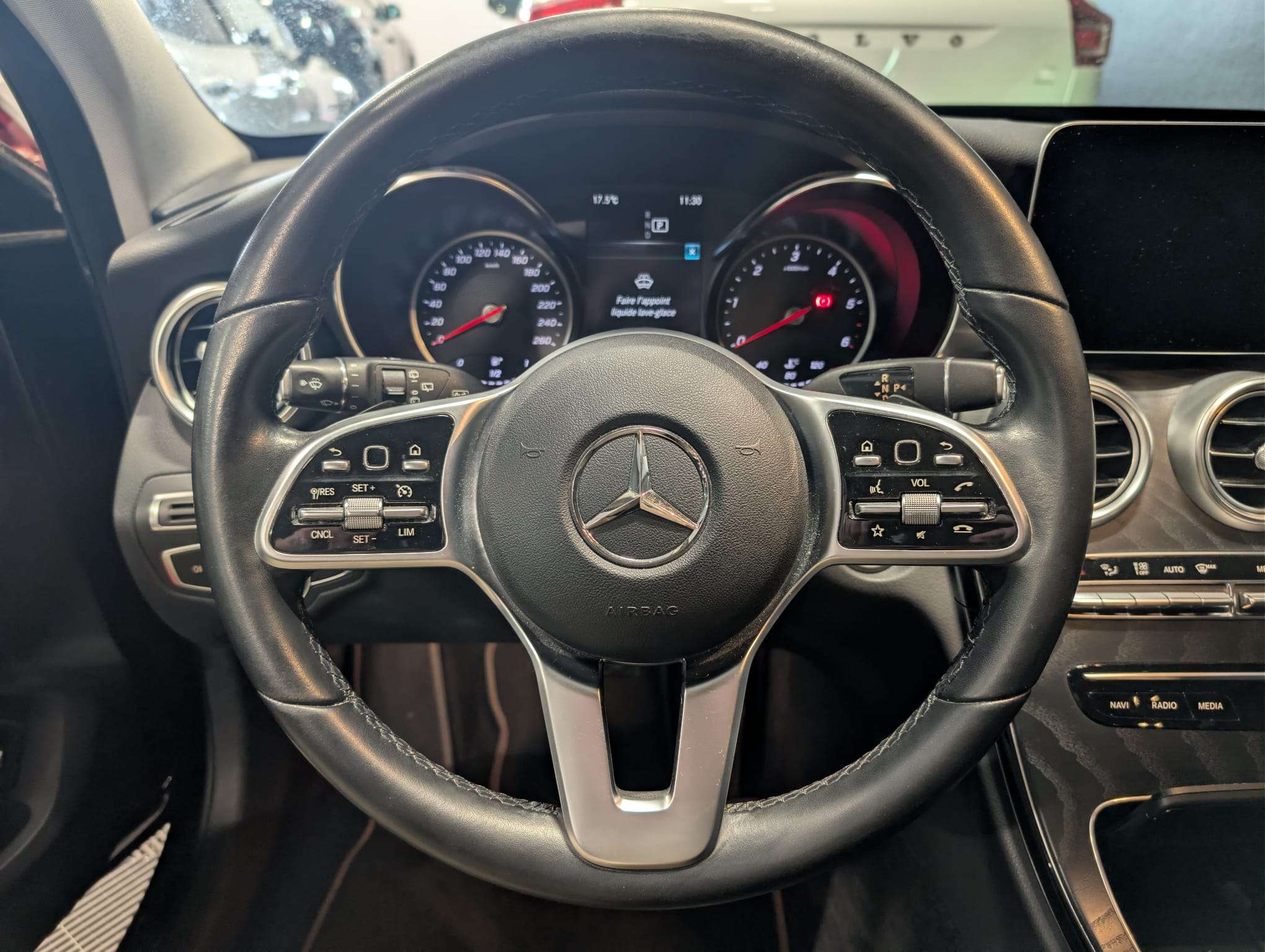 Mercedes-Benz C 180 d Business Solution — Cuir — Sièges chauffants — Caméra