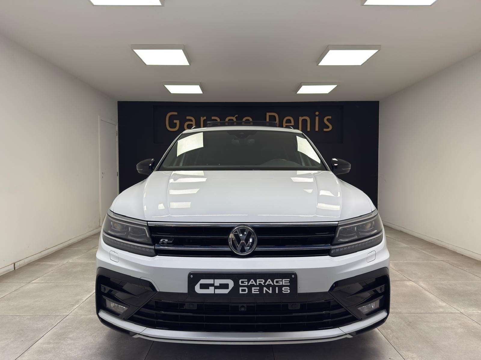Volkswagen Tiguan 2.0 TDI R-Line**TOIT OUVRANT**BOITE AUTO**GPS**GAR