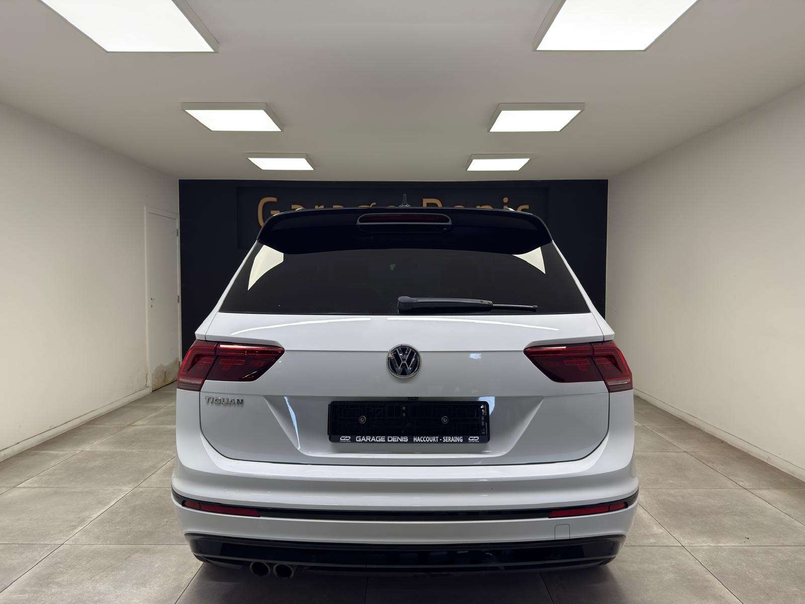 Volkswagen Tiguan 2.0 TDI R-Line**TOIT OUVRANT**BOITE AUTO**GPS**GAR