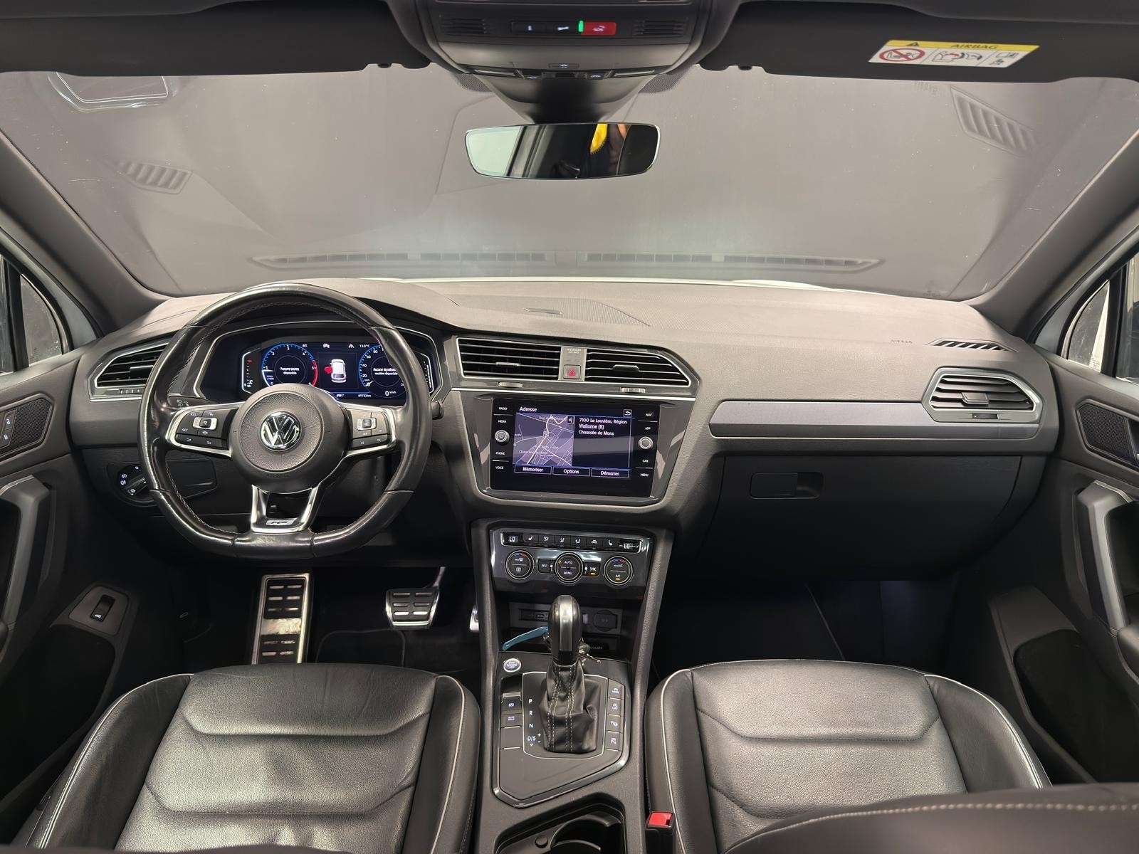 Volkswagen Tiguan 2.0 TDI R-Line**TOIT OUVRANT**BOITE AUTO**GPS**GAR