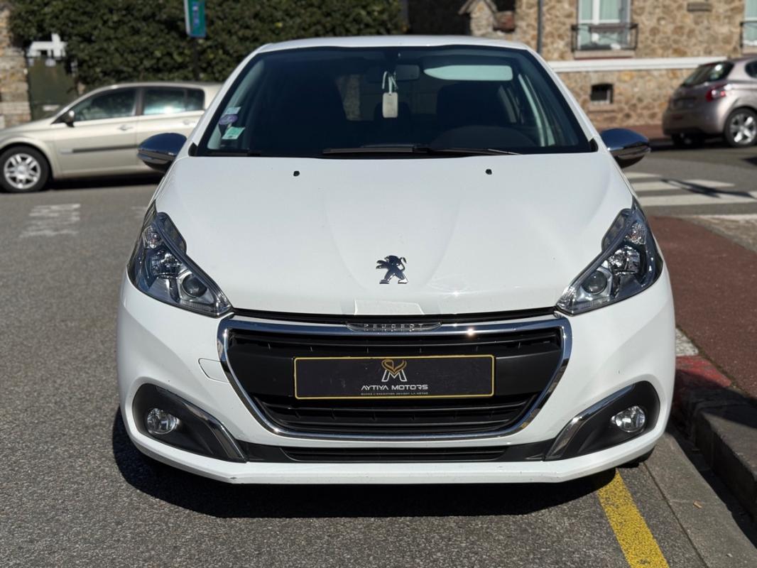 Peugeot 208 STYLE I Phase 2 1.2 VTi 82 cv