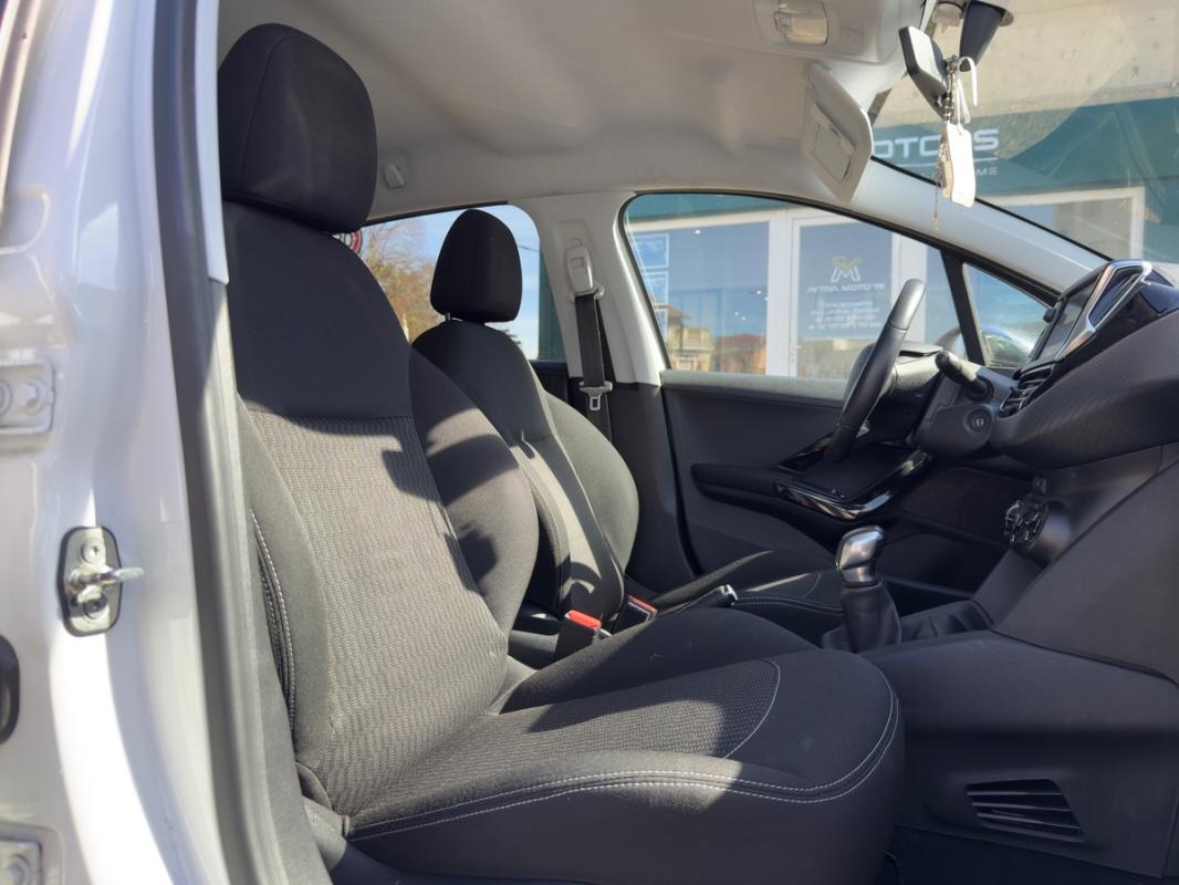 Peugeot 208 STYLE I Phase 2 1.2 VTi 82 cv