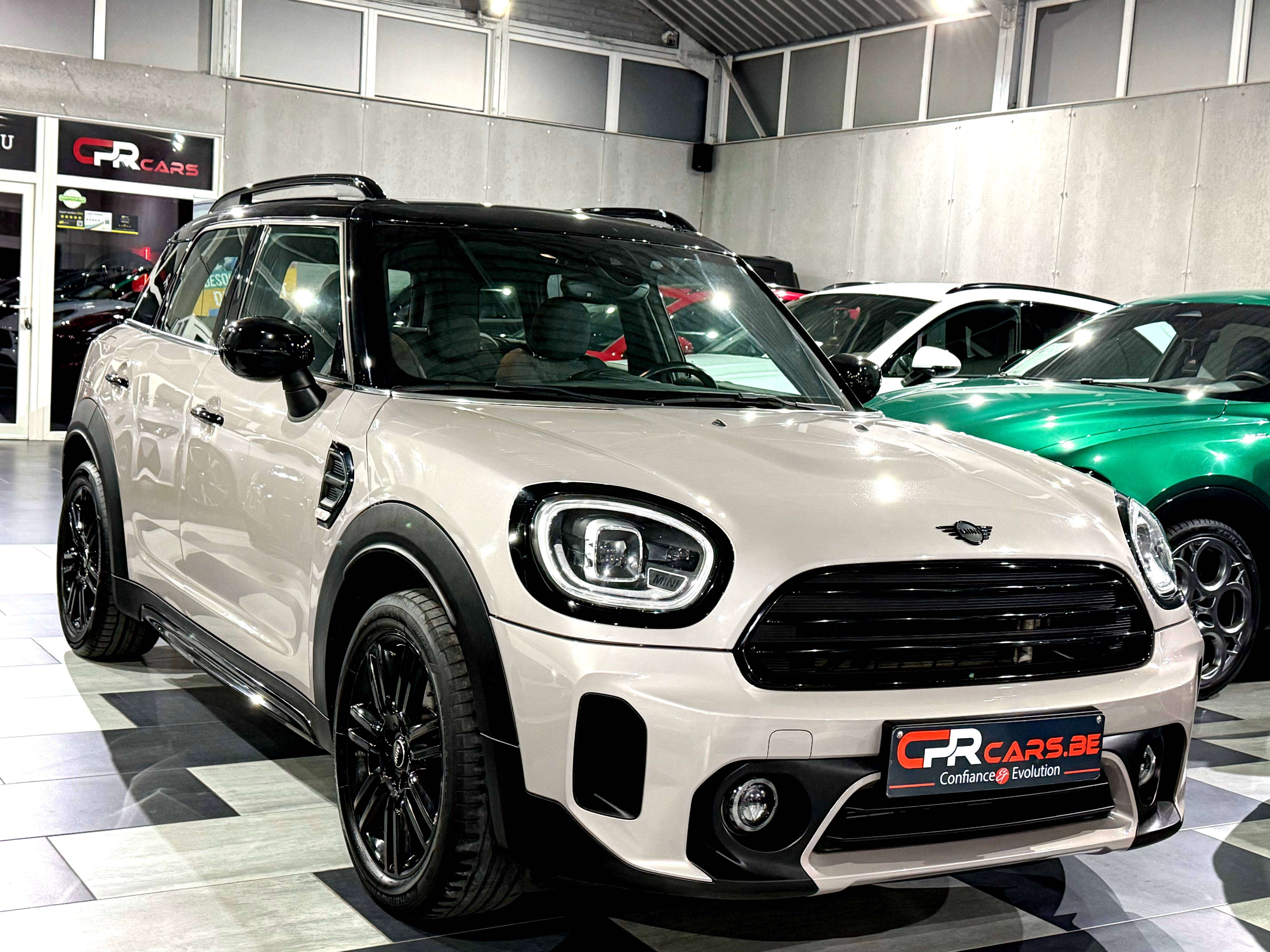 MINI Cooper Countryman 1.5A Classic Trim Pack Piano Black 1e Main Etat Neuf