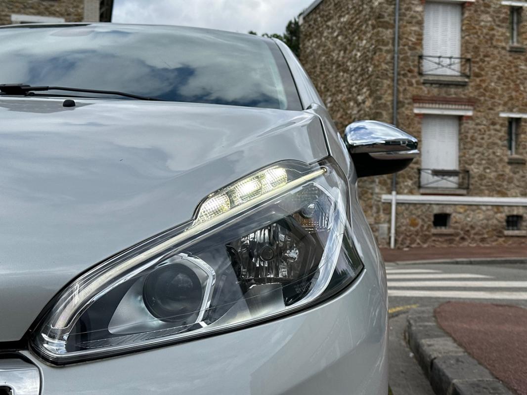 Peugeot 208 1.2 110ch Allure S&S 5P