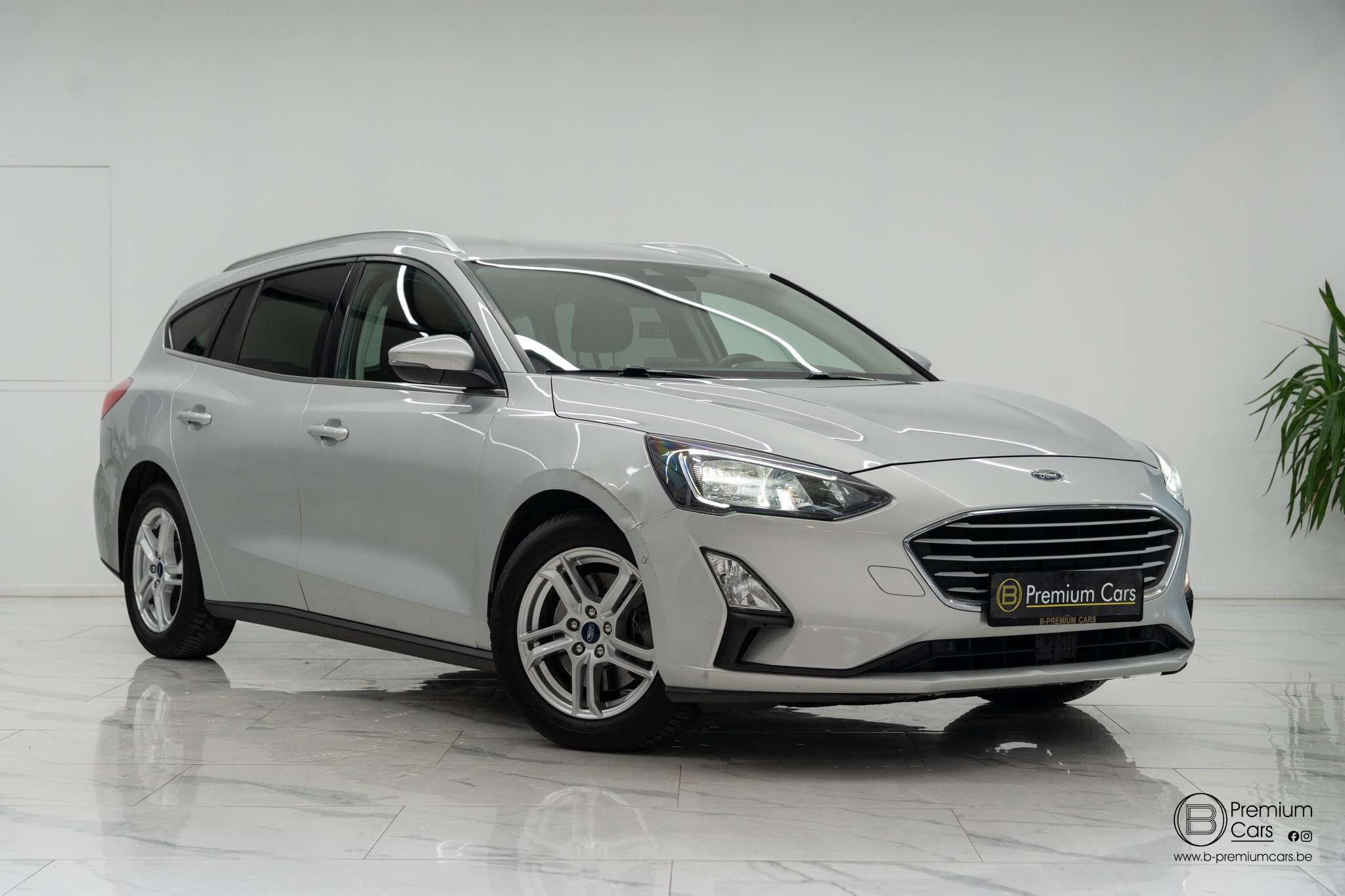 Ford Focus 1.5 lichte vracht! Automaat! Led, garantie, Acc!