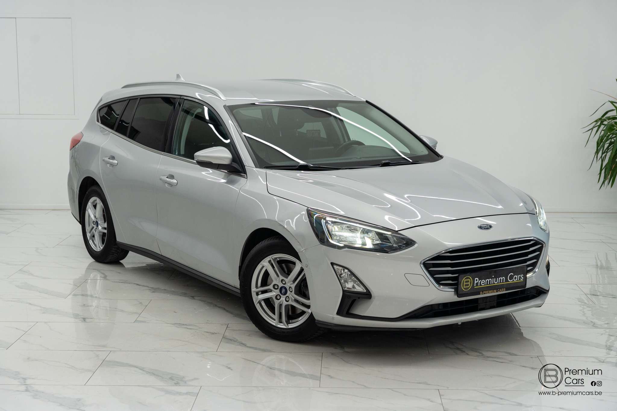 Ford Focus 1.5 lichte vracht! Automaat! Led, garantie, Acc!