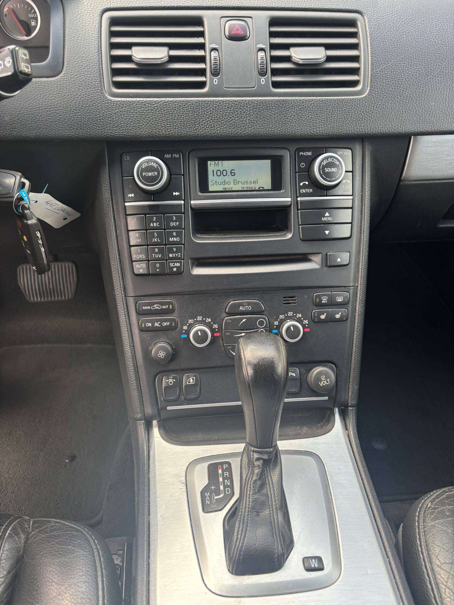 Volvo XC90 XC90 2.4 D4 Momentum Geartronic