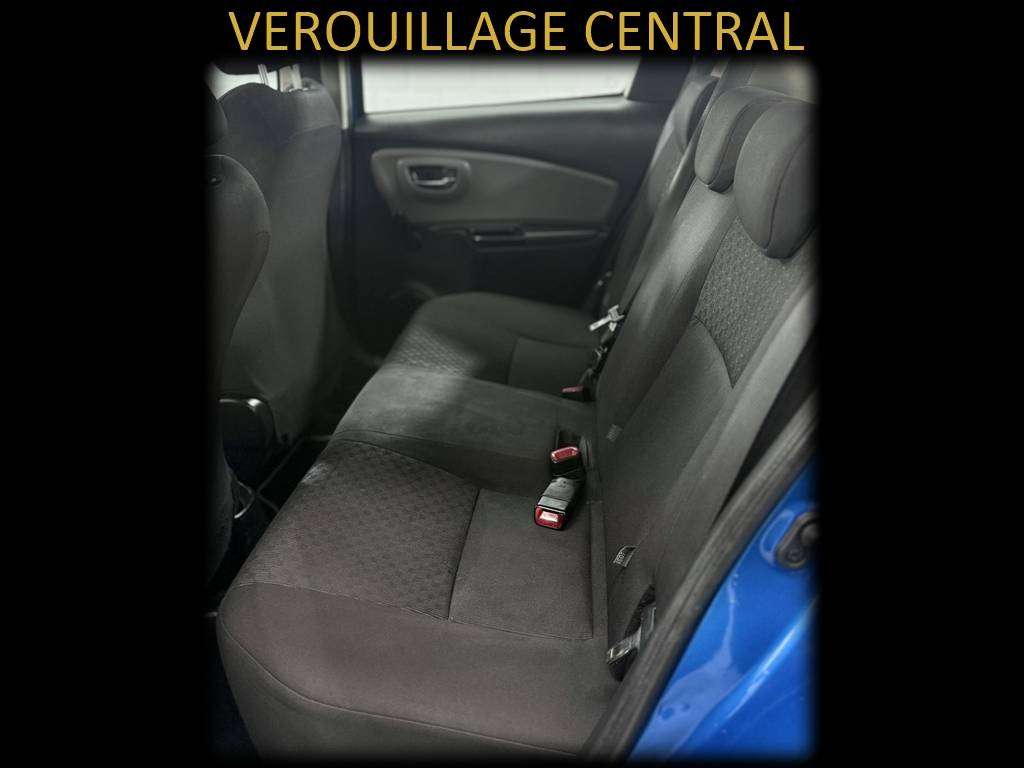 Toyota Yaris Yaris 1.3 ESSENCE ‼️GARANTIE 1 AN CTOK‼️