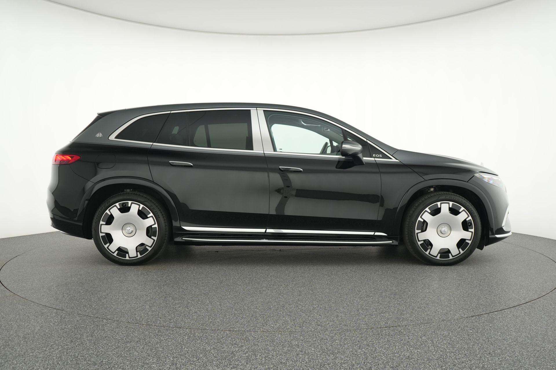 Mercedes-Benz EQS SUV 680 Mercedes-Maybach EQS SUV 680