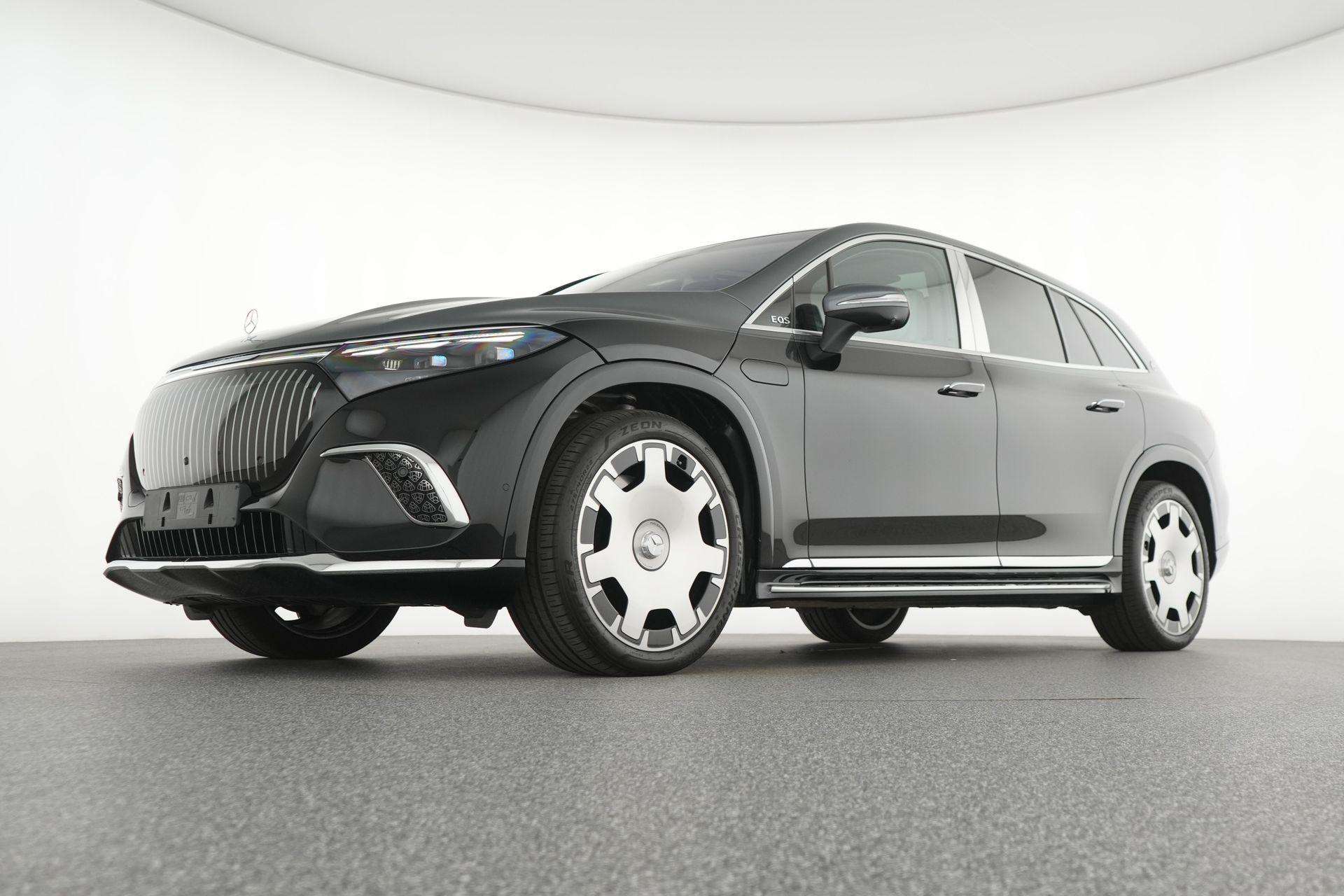 Mercedes-Benz EQS SUV 680 Mercedes-Maybach EQS SUV 680