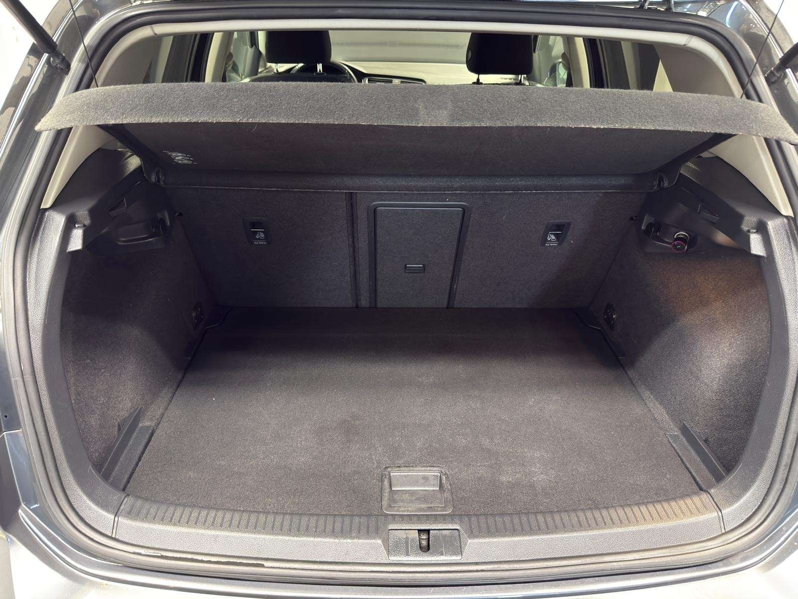 Volkswagen Golf 2.0**BOITE AUTO**GPS**CAMERA**GARANTIE 12MOIS
