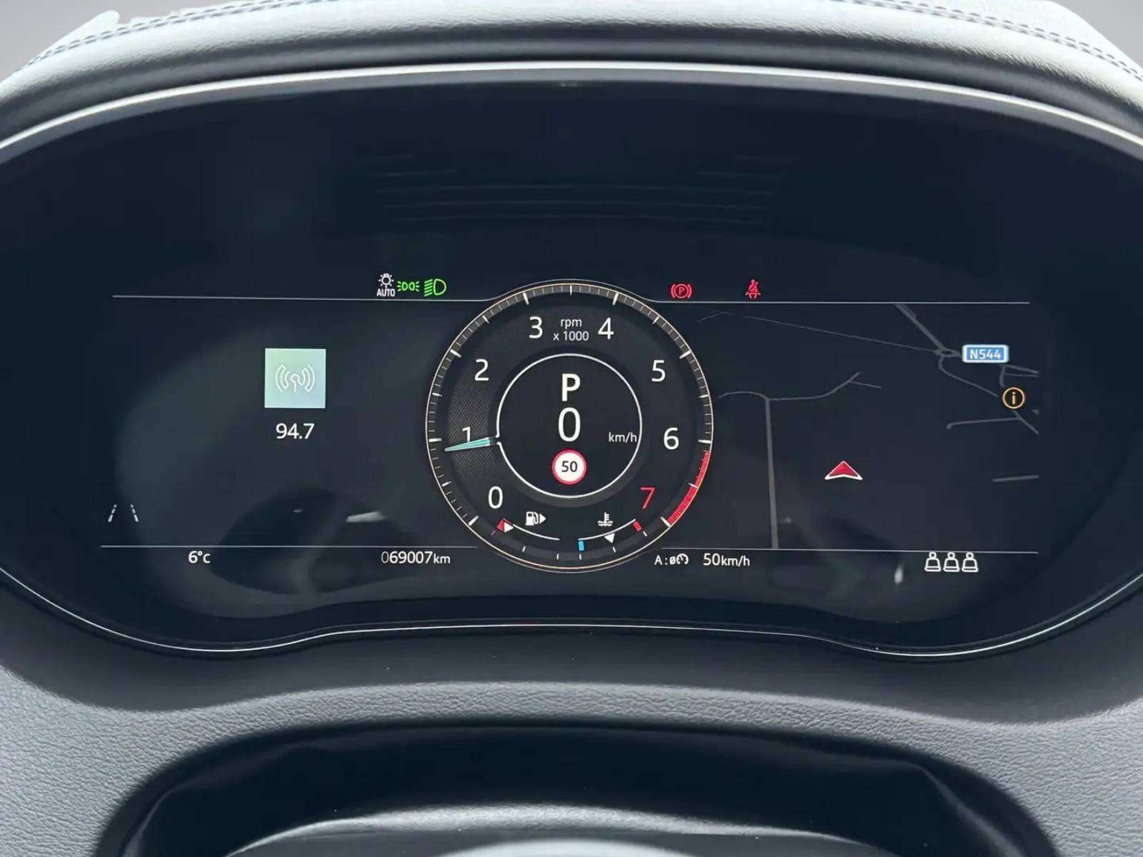 Jaguar E-Pace 1.5 T MHEV P160 // GPS // CAMERA // GARANTIE