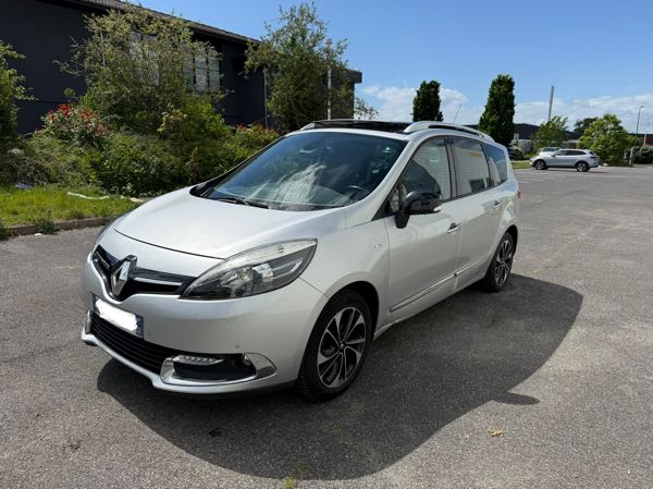 Renault Grand Scenic III 1.6 DCI 130 ENERGY BOSE EDITION 7PL ECO2