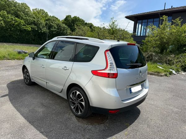 Renault Grand Scenic III 1.6 DCI 130 ENERGY BOSE EDITION 7PL ECO2
