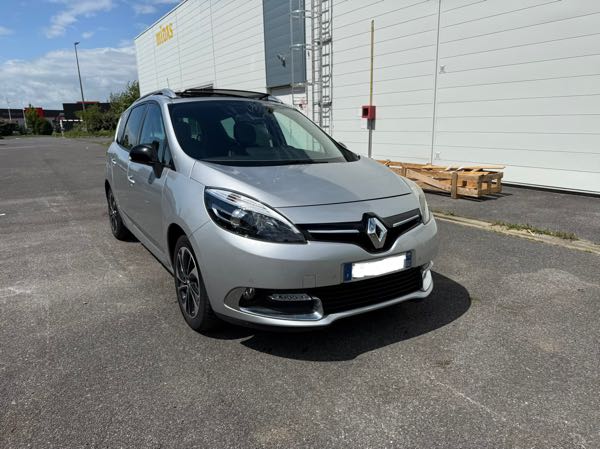 Renault Grand Scenic III 1.6 DCI 130 ENERGY BOSE EDITION 7PL ECO2