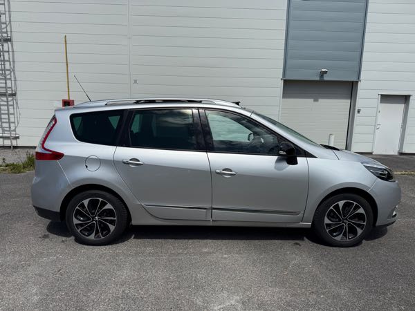 Renault Grand Scenic III 1.6 DCI 130 ENERGY BOSE EDITION 7PL ECO2