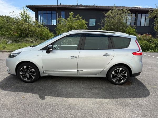 Renault Grand Scenic III 1.6 DCI 130 ENERGY BOSE EDITION 7PL ECO2