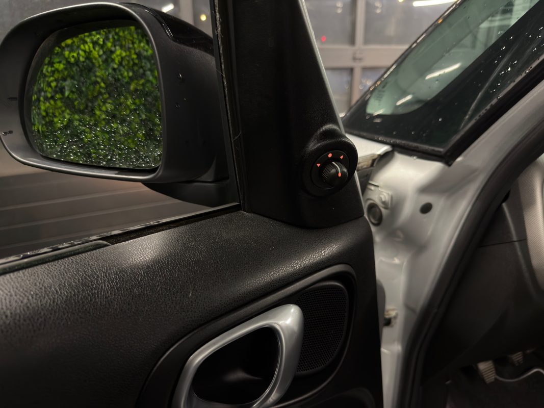 Fiat 500 L LIVING LOUNGE 0.9 TWINAIR 105 Cv S/S TOIT OUVRANT GPS CAMERA CRIT AIR 1 - GARANTIE AN