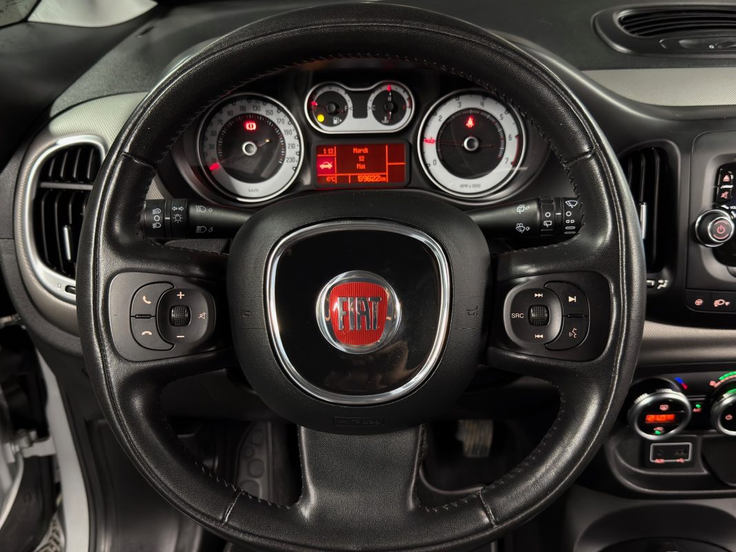Fiat 500 L LIVING LOUNGE 0.9 TWINAIR 105 Cv S/S TOIT OUVRANT GPS CAMERA CRIT AIR 1 - GARANTIE AN