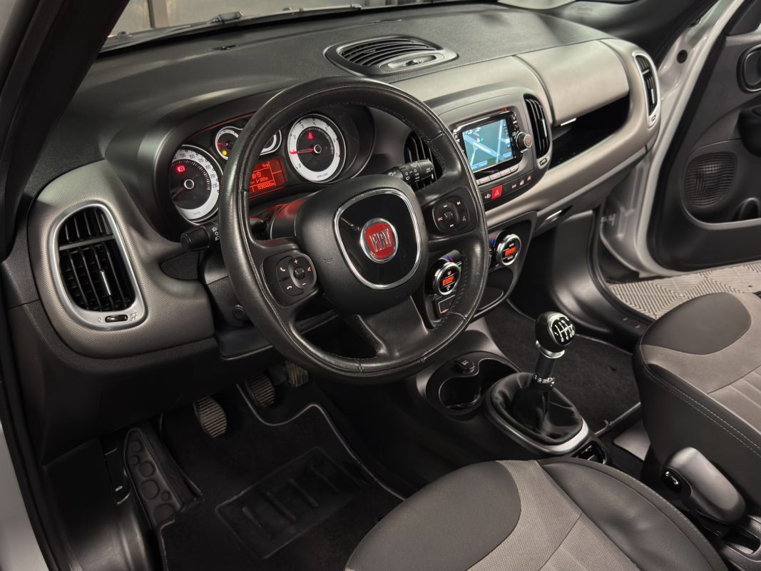 Fiat 500 L LIVING LOUNGE 0.9 TWINAIR 105 Cv S/S TOIT OUVRANT GPS CAMERA CRIT AIR 1 - GARANTIE AN