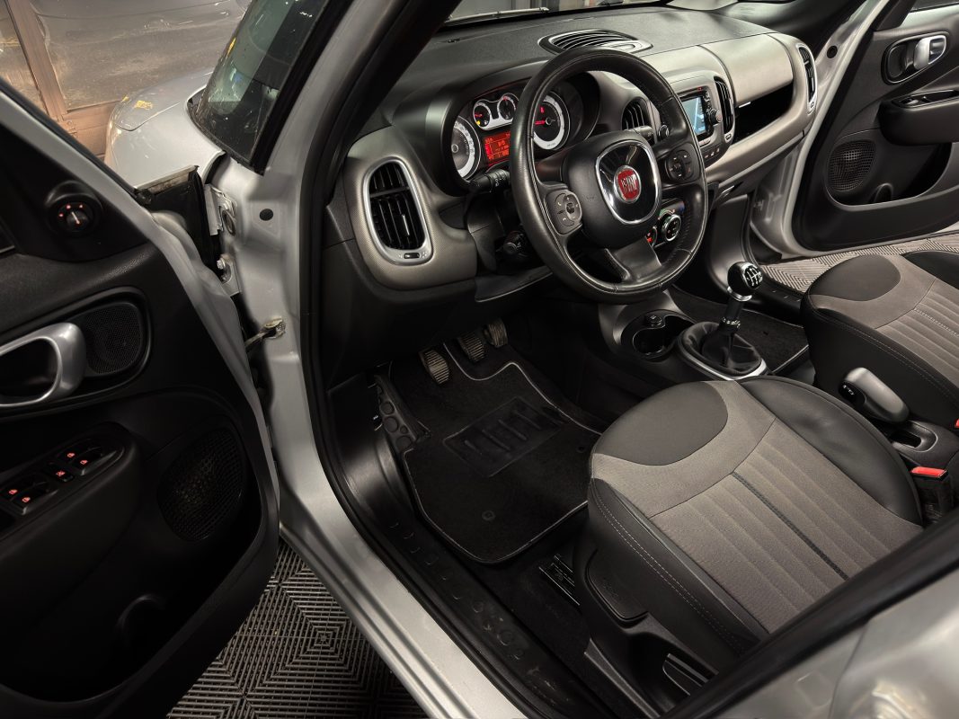 Fiat 500 L LIVING LOUNGE 0.9 TWINAIR 105 Cv S/S TOIT OUVRANT GPS CAMERA CRIT AIR 1 - GARANTIE AN