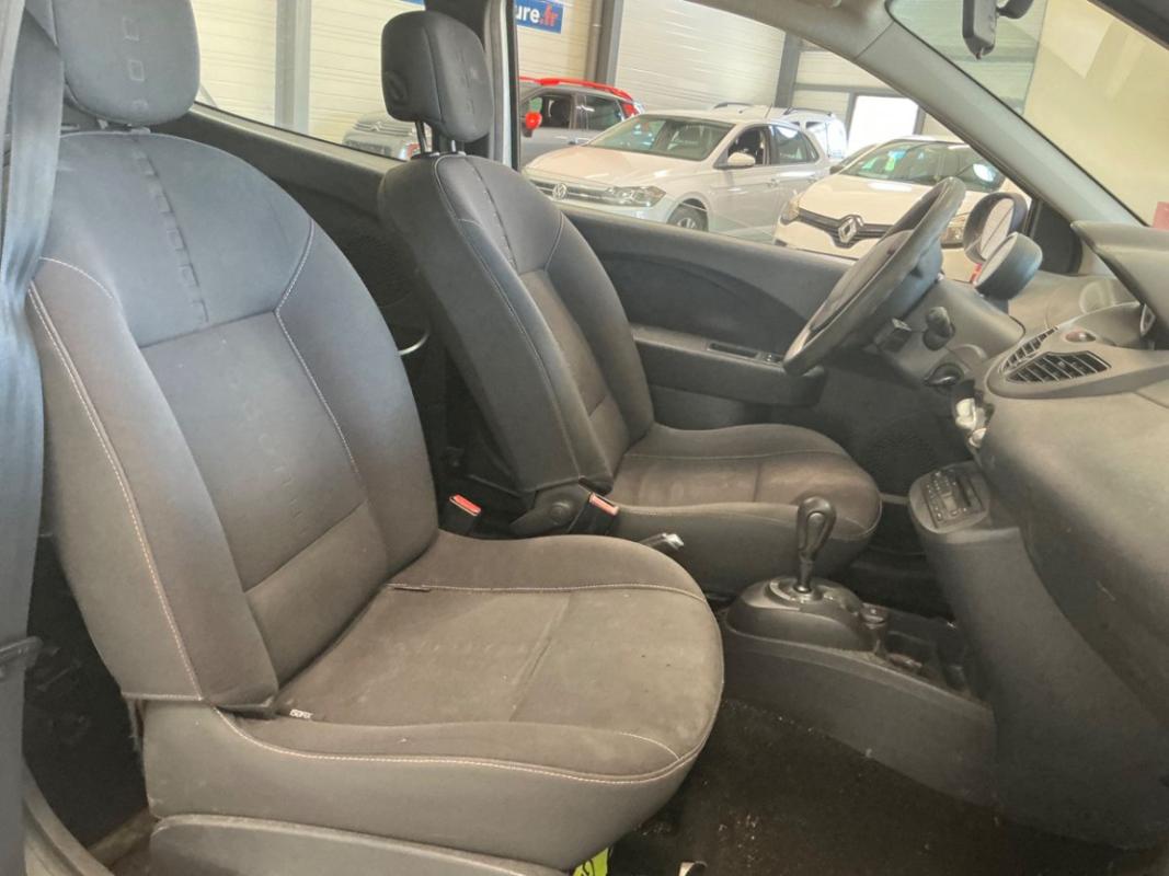 Renault Twingo II 1.2 16v 75 eco2 Dynamique Boite Auto