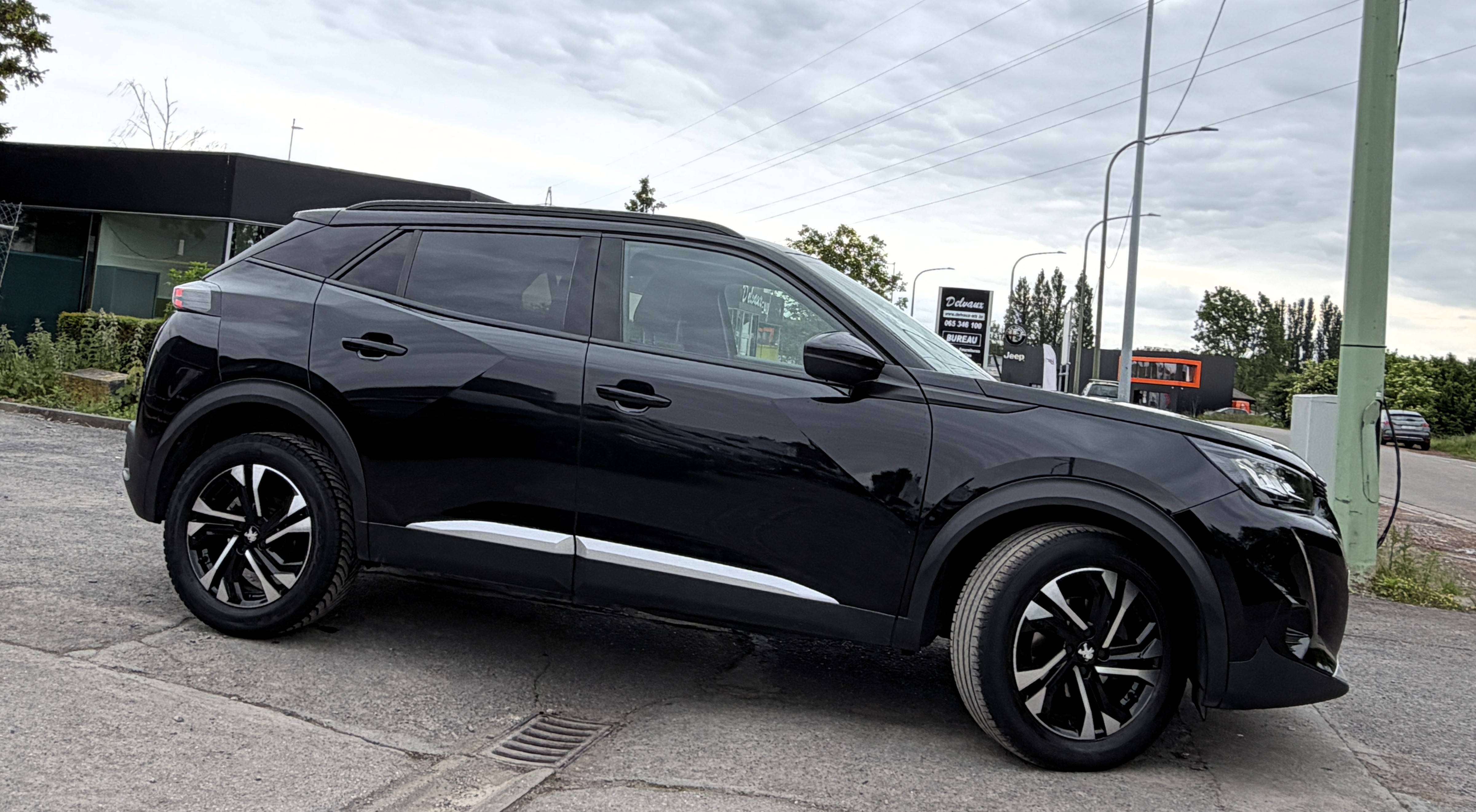 Peugeot 2008 1.5 BlueHDi Allure Pack 1er PROPRIO/NAVI/LED/CAMERA/CARPLAY/HISTORIQUE COMPLET