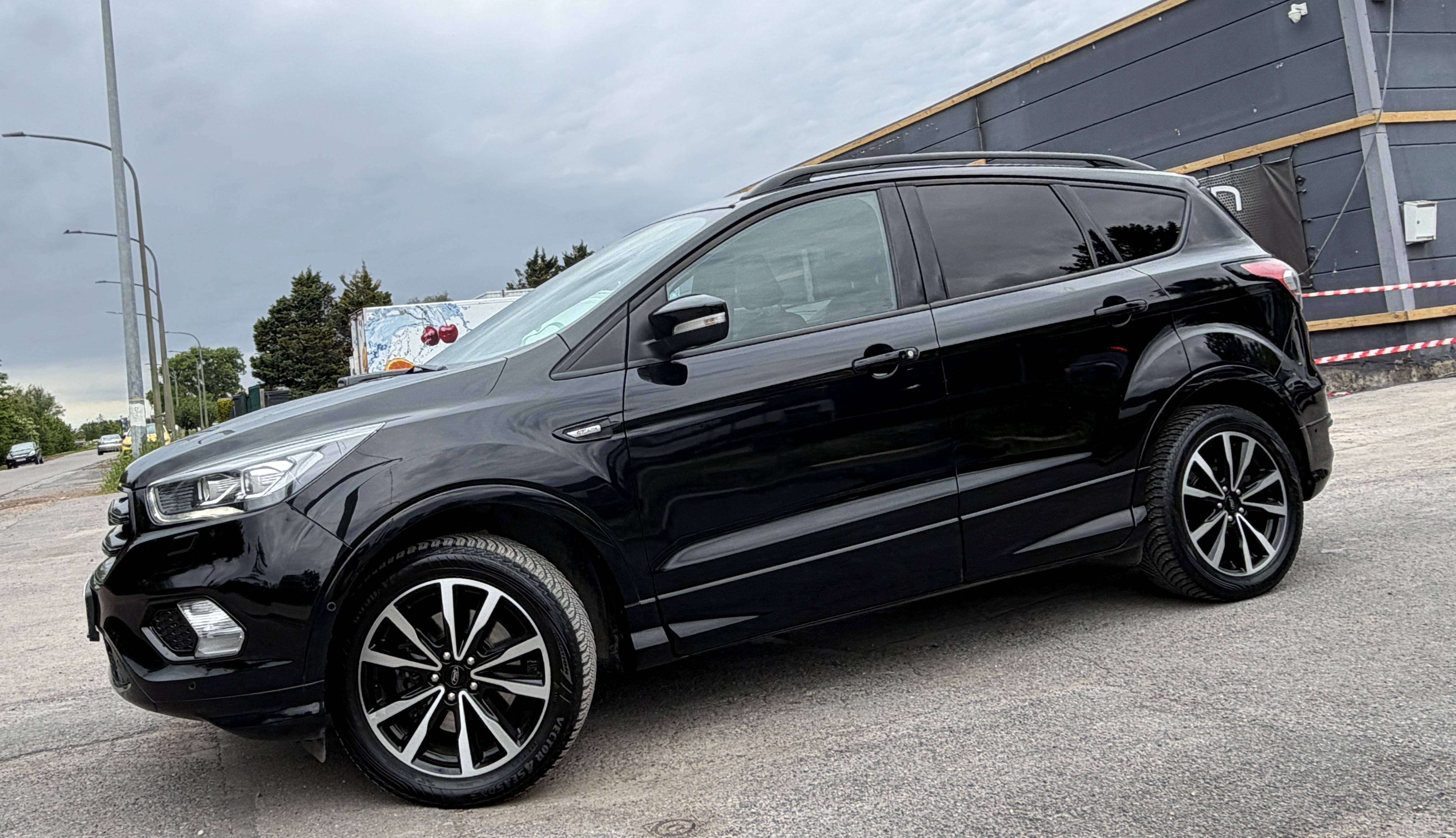 Ford Kuga 2.0 TDCi FWD ST Line 1er PROPRIO/NAVI/CAMERA/KEYLESS/LED/HIFI SONY/GARANTIE