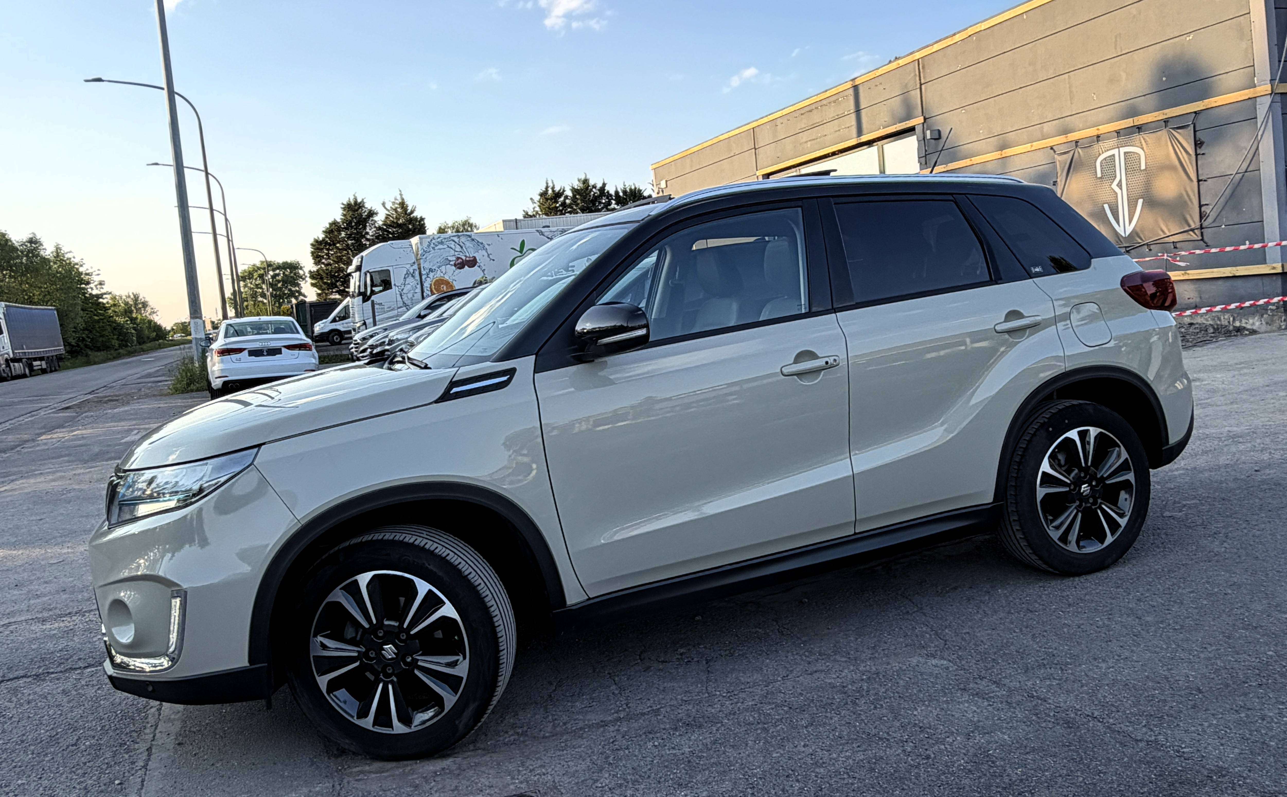 Suzuki Vitara 1.4 Turbo Boosterjet 48V Hybrid GLX NAVI/PANO/CARPLAY/CAMERA/HISTORIQUE COMPLET/GARANTIE