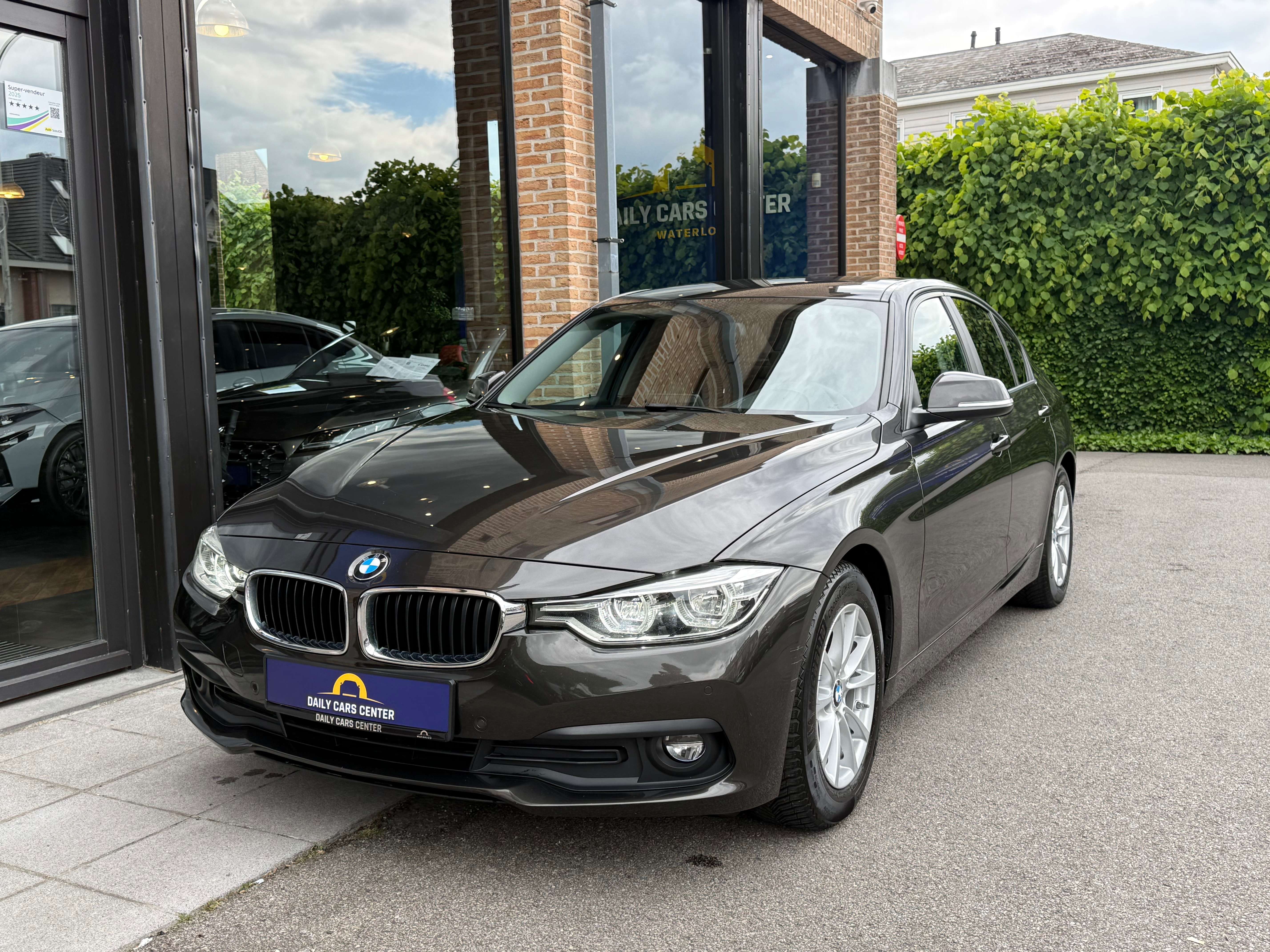 BMW 320 dAuto Led I Carnet BMW I Attelage