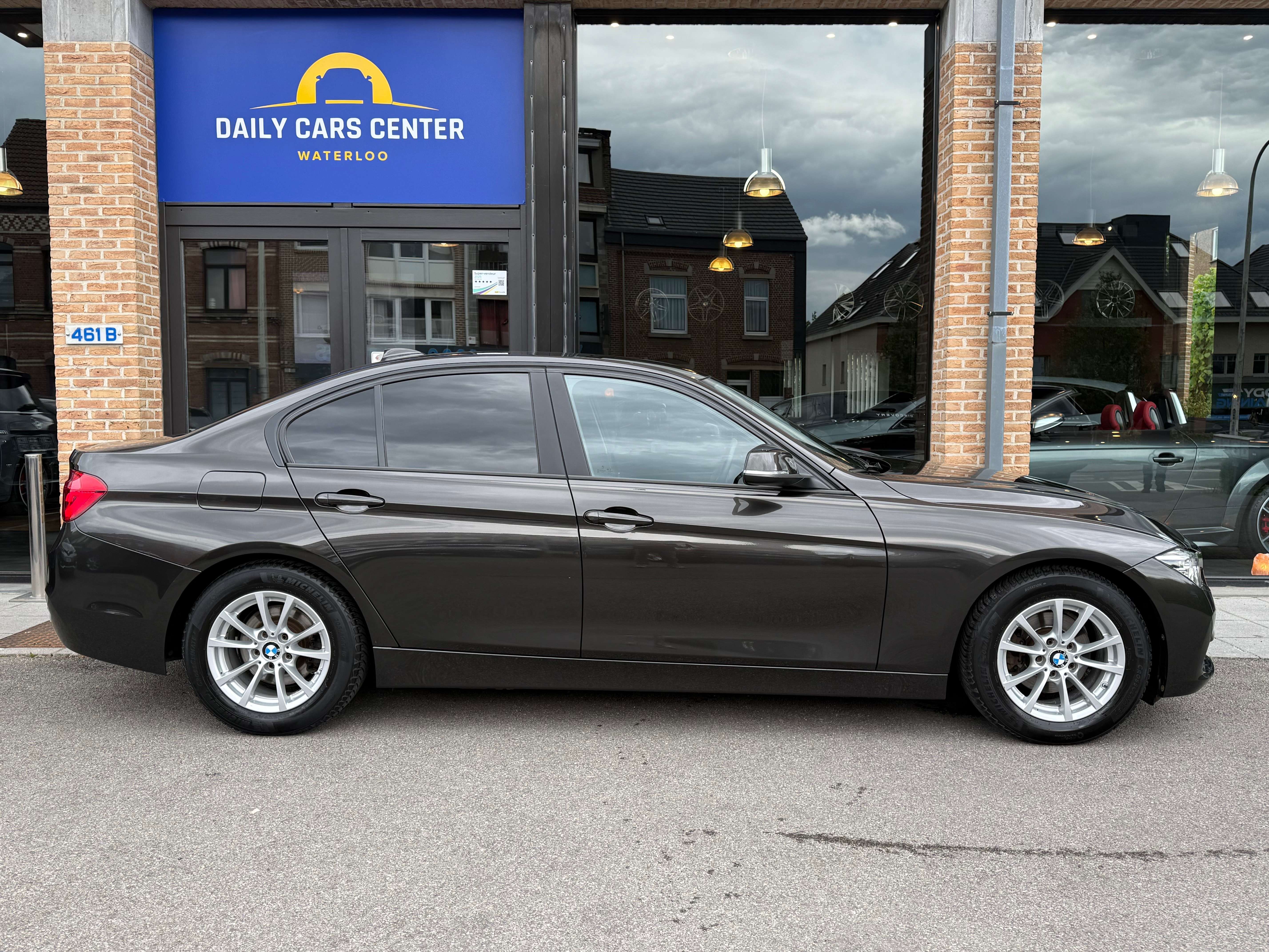 BMW 320 dAuto Led I Carnet BMW I Attelage