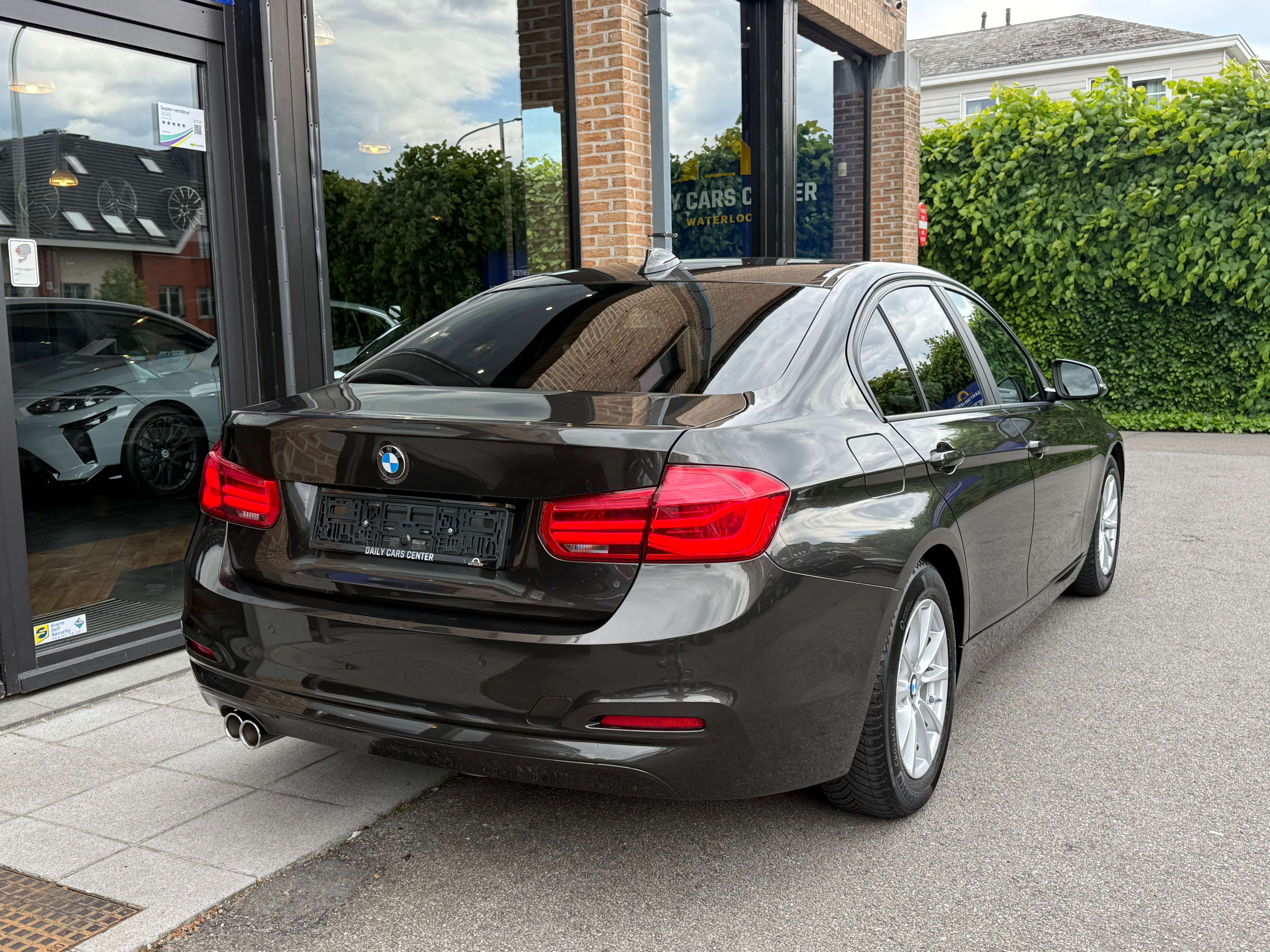 BMW 320 dAuto Led I Carnet BMW I Attelage