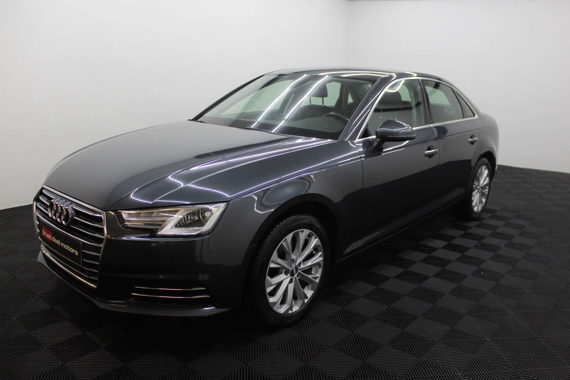 Audi A4 * VERKOCHT * VENDU * SOLD *