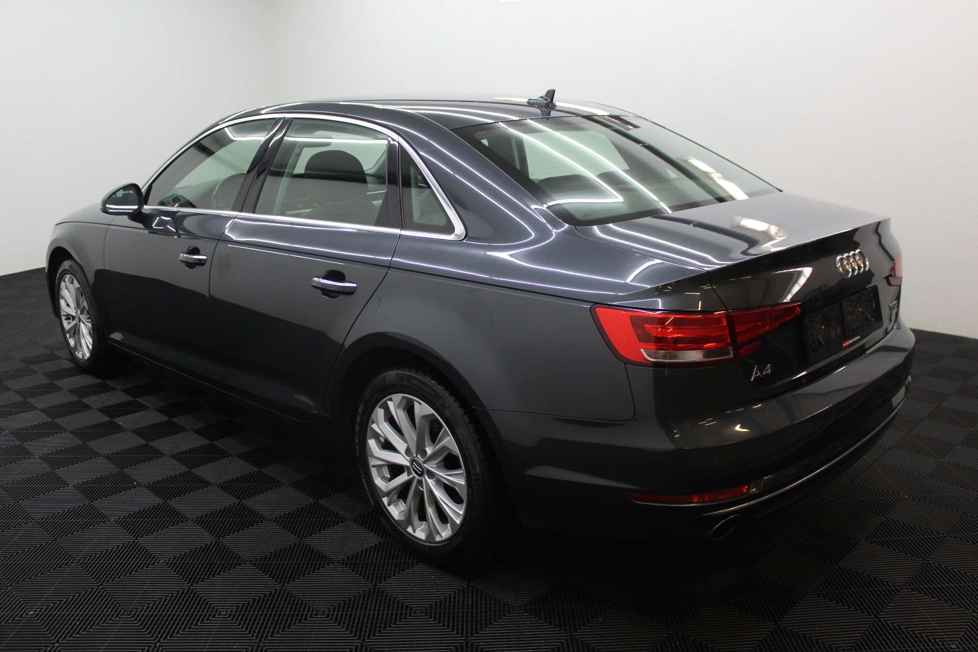Audi A4 * VERKOCHT * VENDU * SOLD *