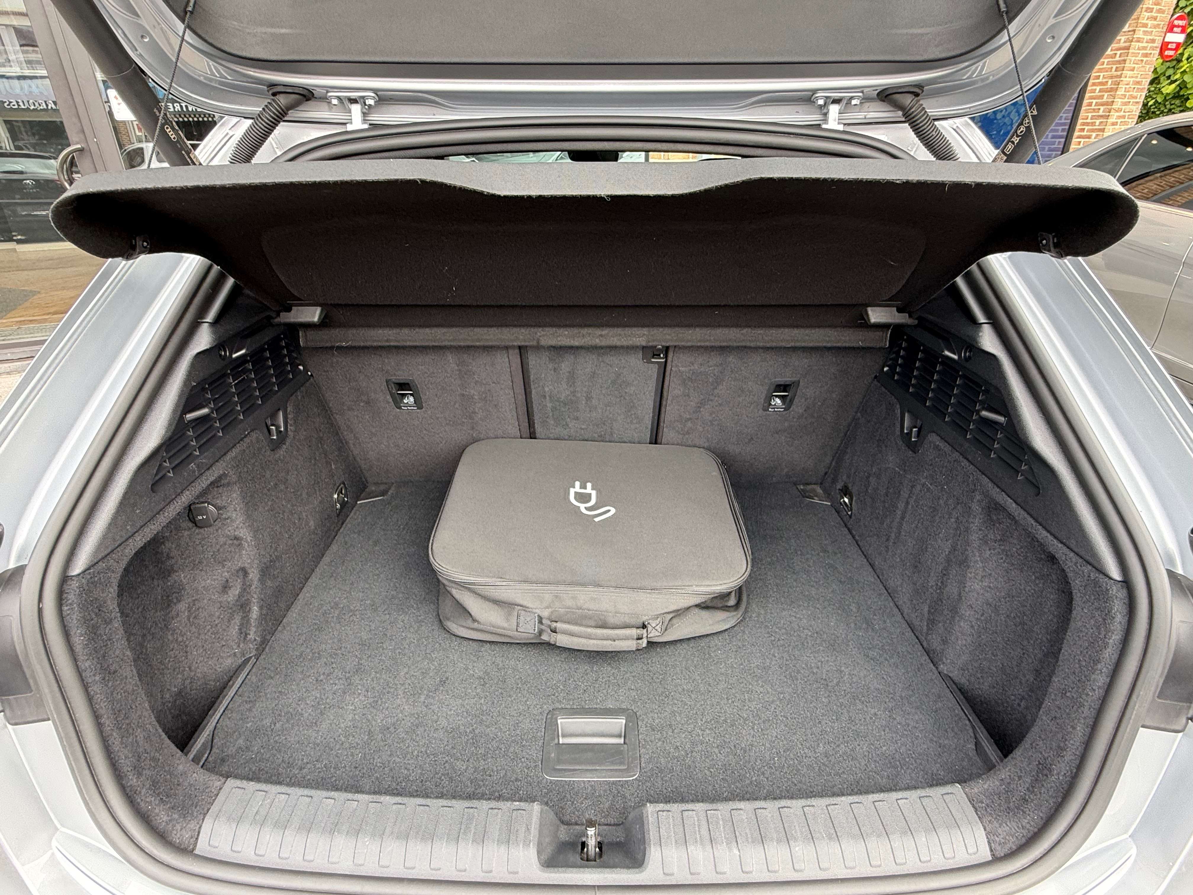 Audi A3 Sportback PHEV 40 TFSI e I S-line intérieur I B&O I Cam I LED I CarPlay