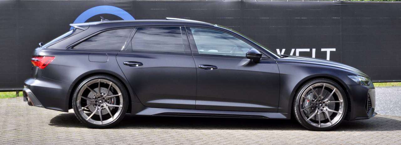 Audi RS6 QUATTRO FULL OPTION COMPLETE AKRAPOVIČ UNIEK