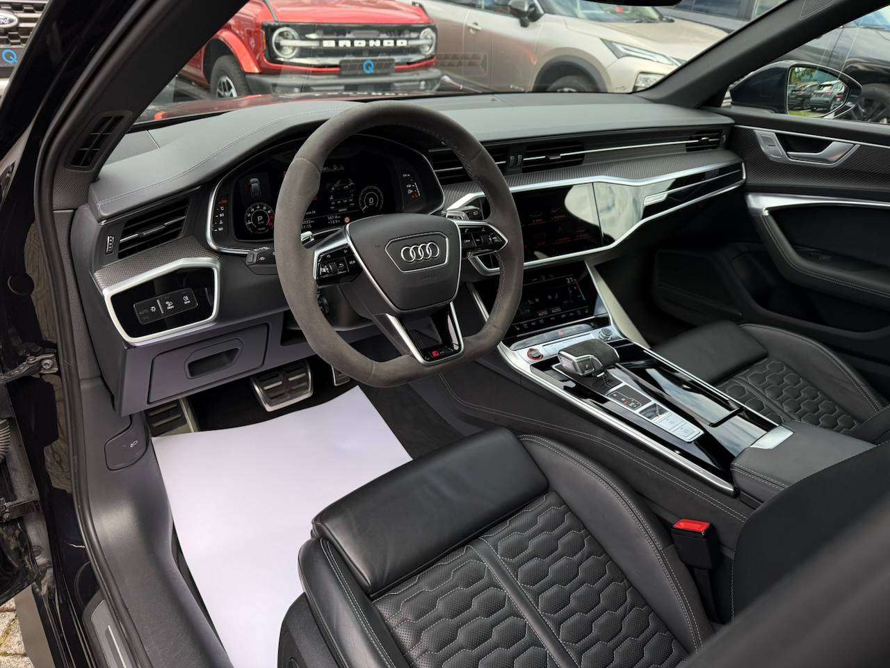 Audi RS6 QUATTRO FULL OPTION COMPLETE AKRAPOVIČ UNIEK