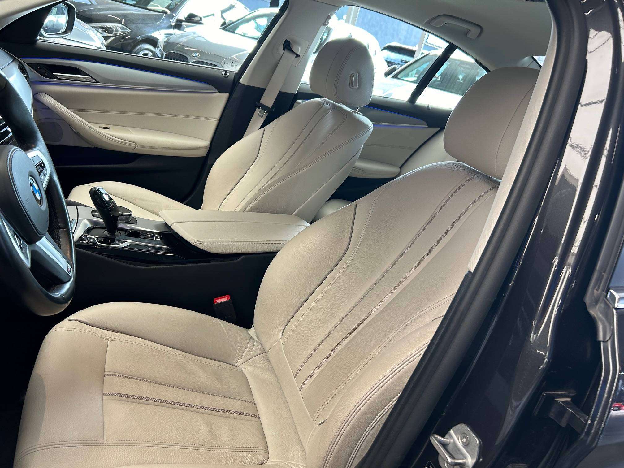 BMW 518 dA Berline Alu19"/Led/Leder/Cam/GpsPro/VerwZet/Carplay *1j garantie*
