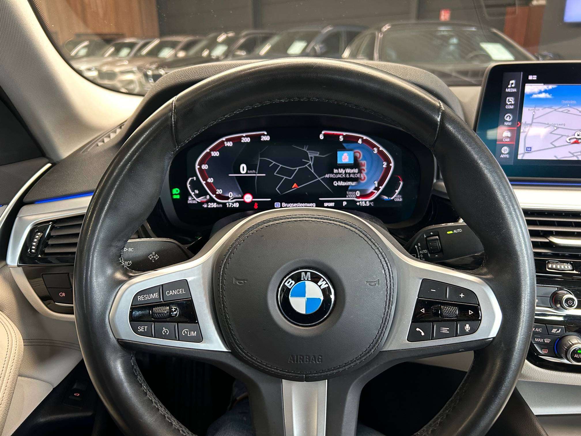BMW 518 dA Berline Alu19"/Led/Leder/Cam/GpsPro/VerwZet/Carplay *1j garantie*