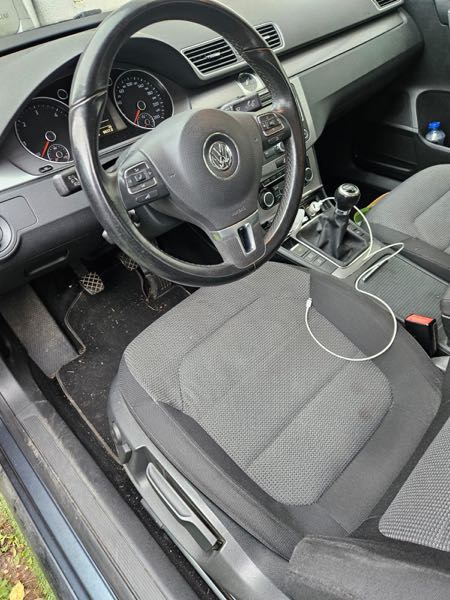 Volkswagen Passat VII 1.6 TDI 105 FAP BLUEMOTION TECHNOLOGY CONFORTLINE