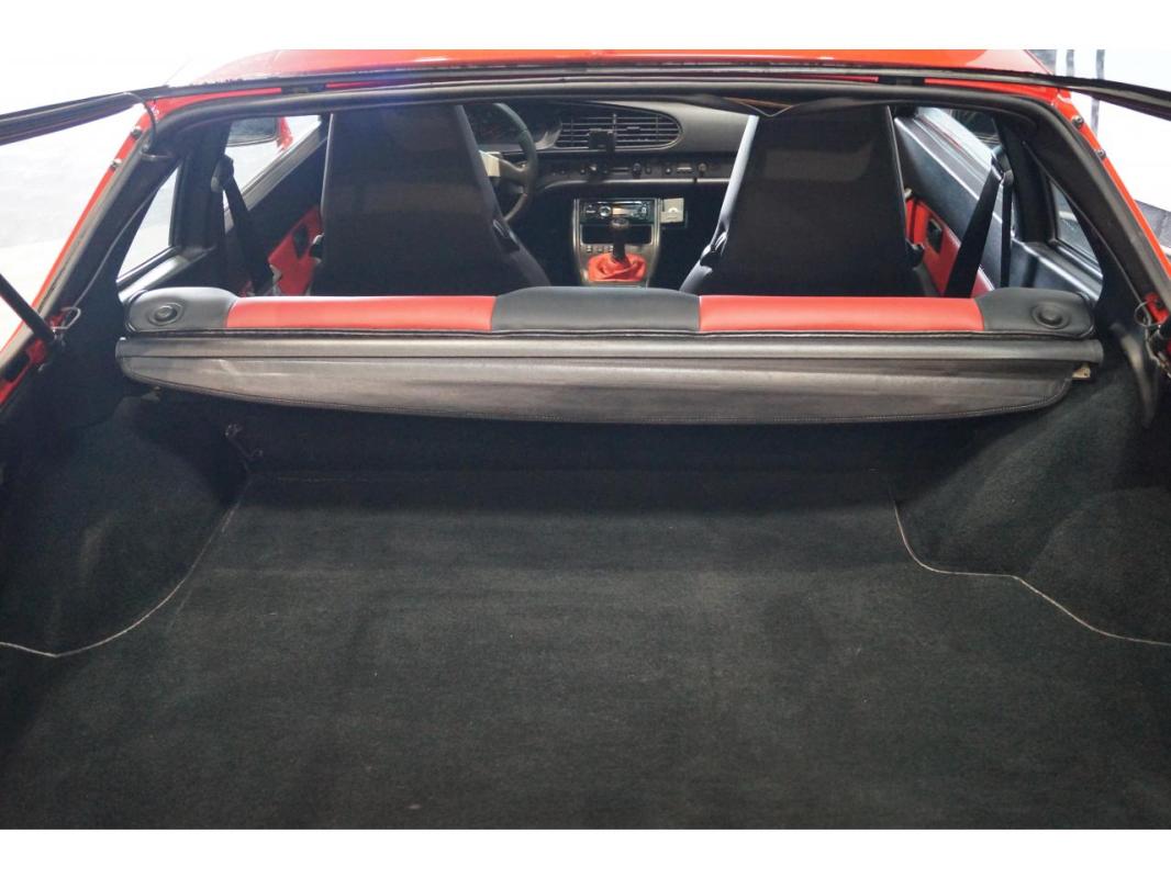 Porsche 944 2.5i Turbo - 220 Coupé 67962 km origine CG Collection