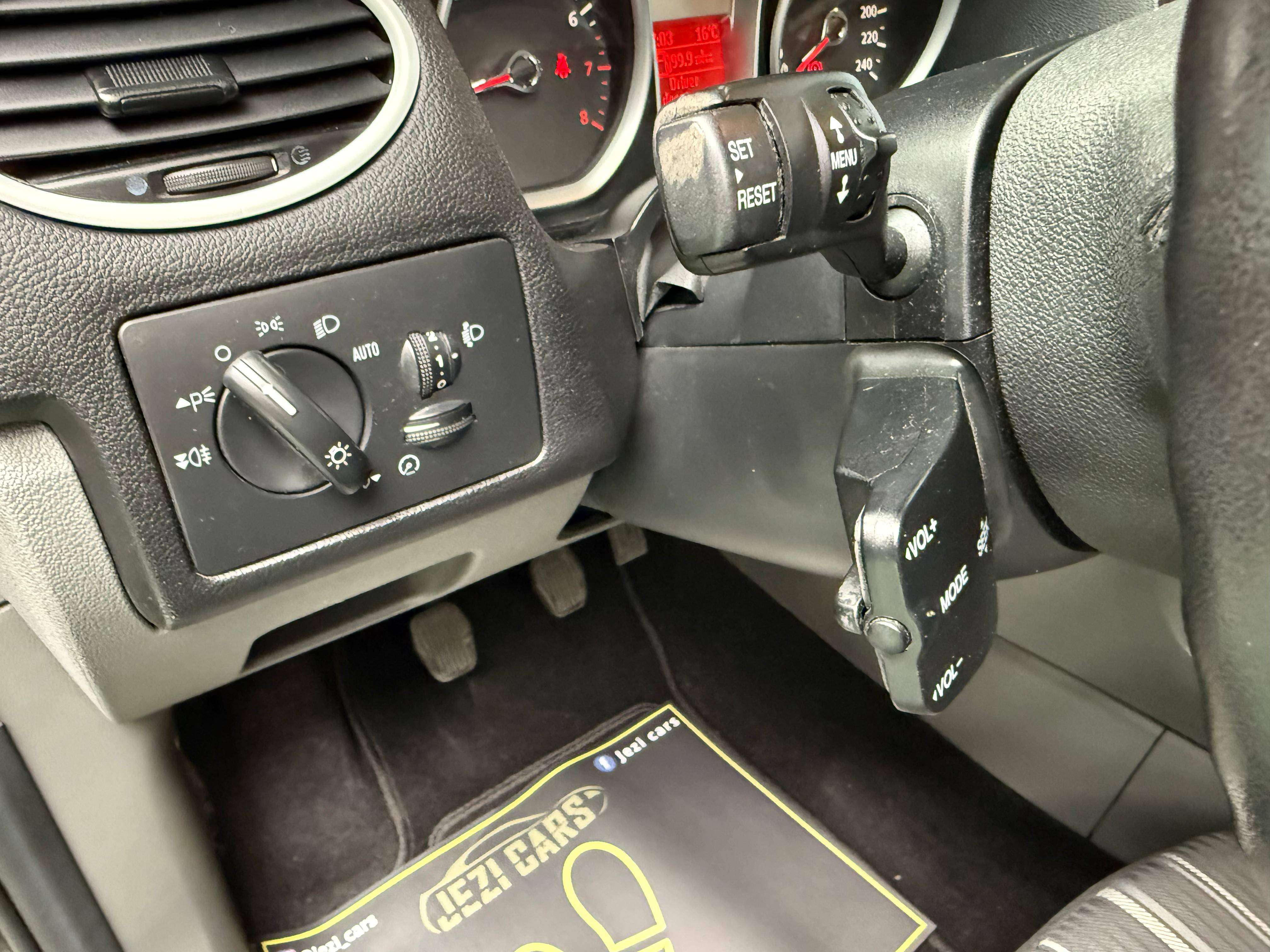 Ford Focus Focus 1.4i Ambiente